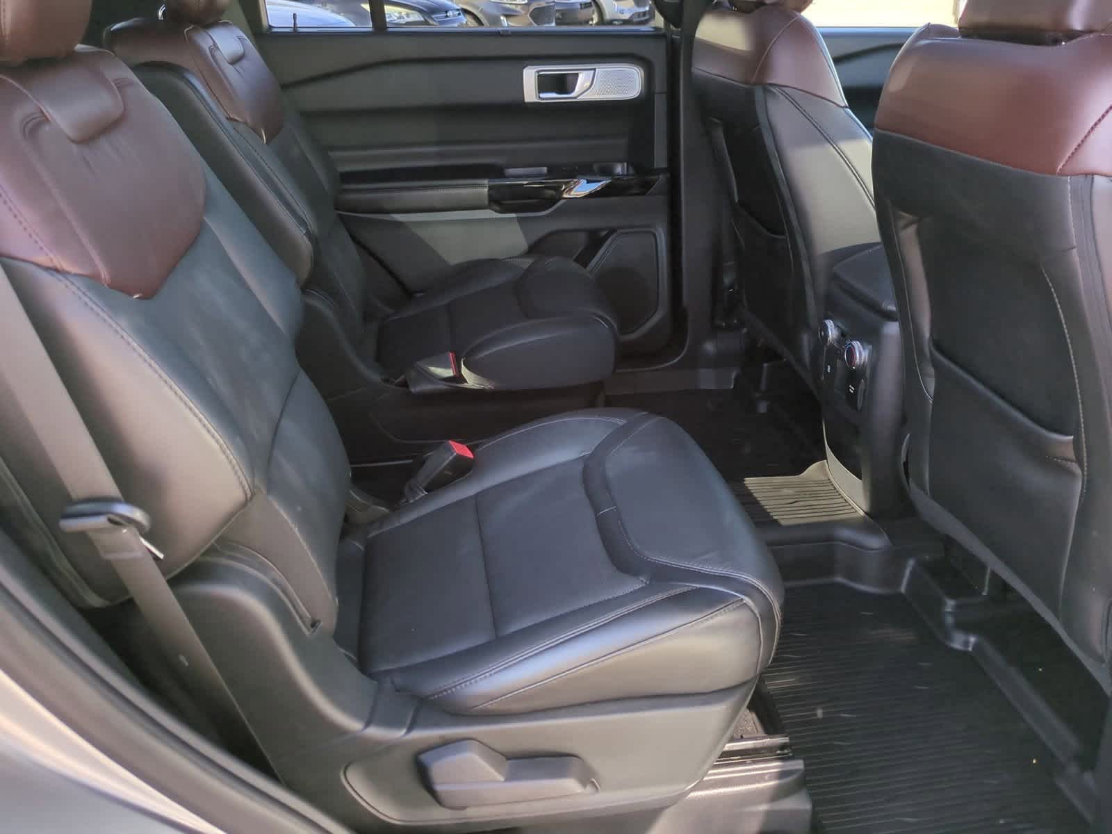 Thumbnail: 2021 Ford Explorer - 21