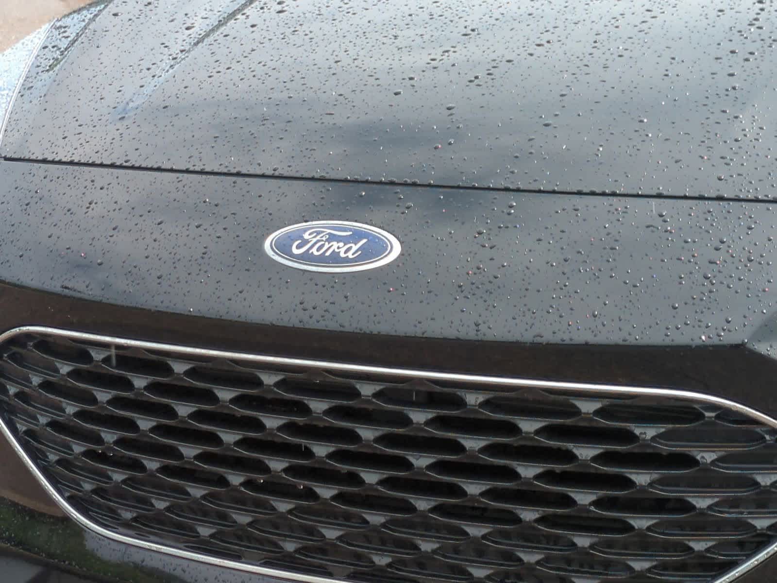 Thumbnail: 2022 Ford Escape - 12