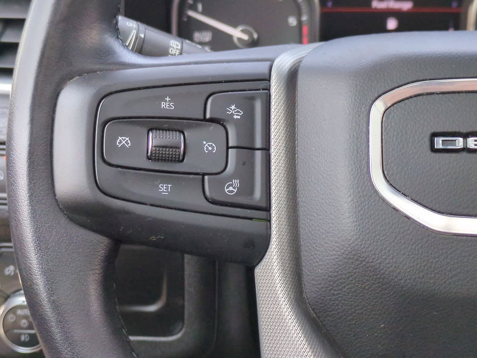 2021 GMC Yukon XL Denali 25