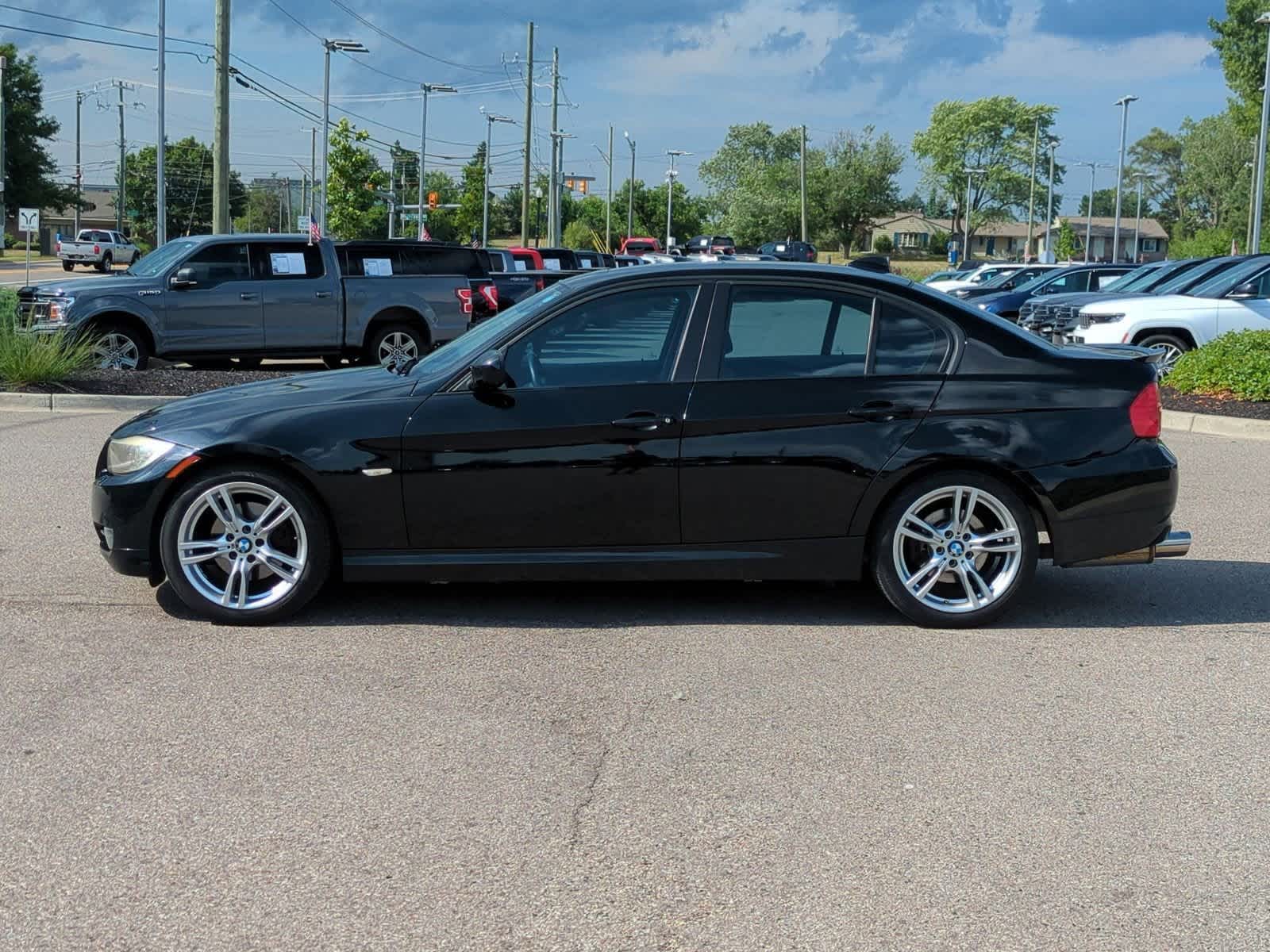 Thumbnail: 2009 BMW 3 Series - 5
