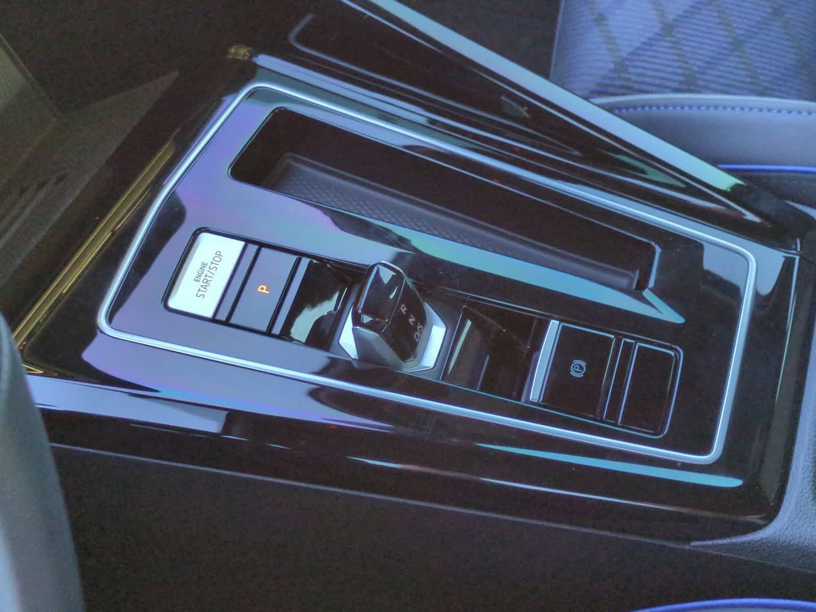 Thumbnail: 2025 Volkswagen Golf - 30