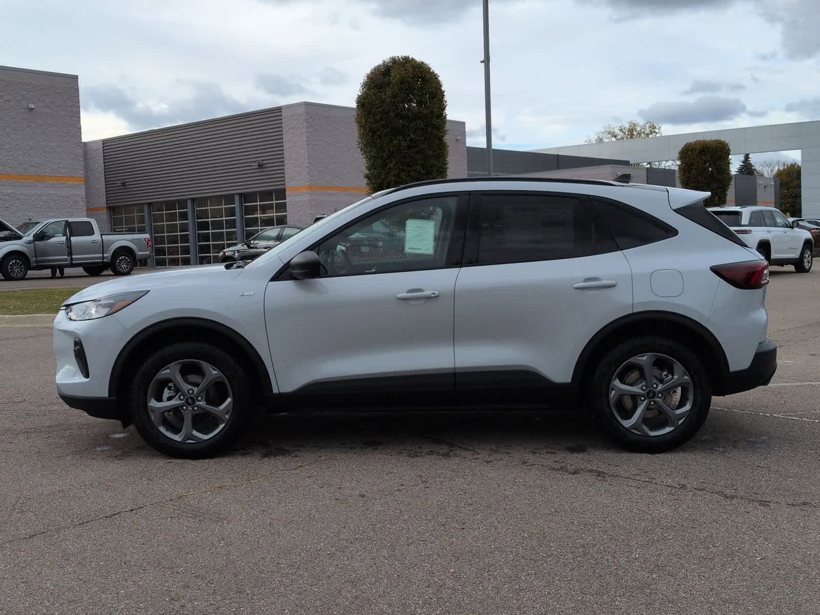 Thumbnail: 2026 Ford Escape - 5