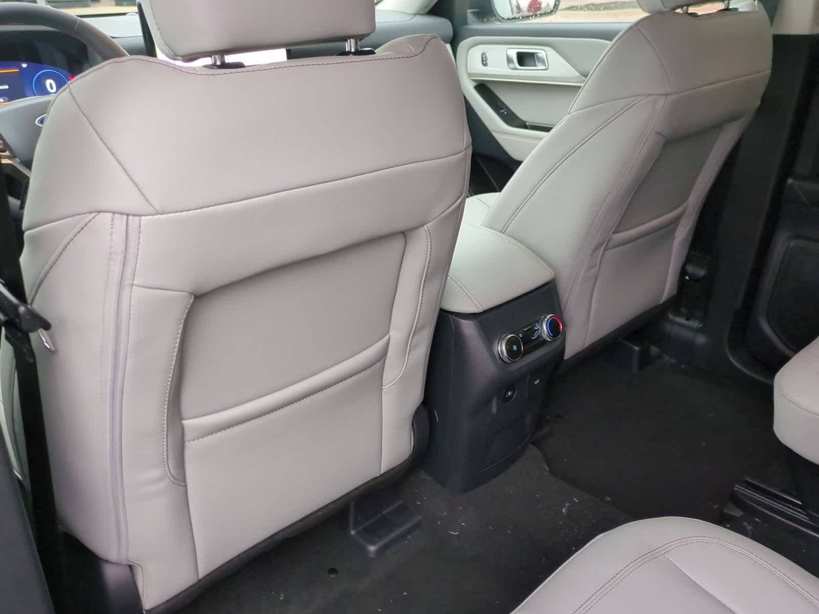 Thumbnail: 2026 Ford Explorer - 18