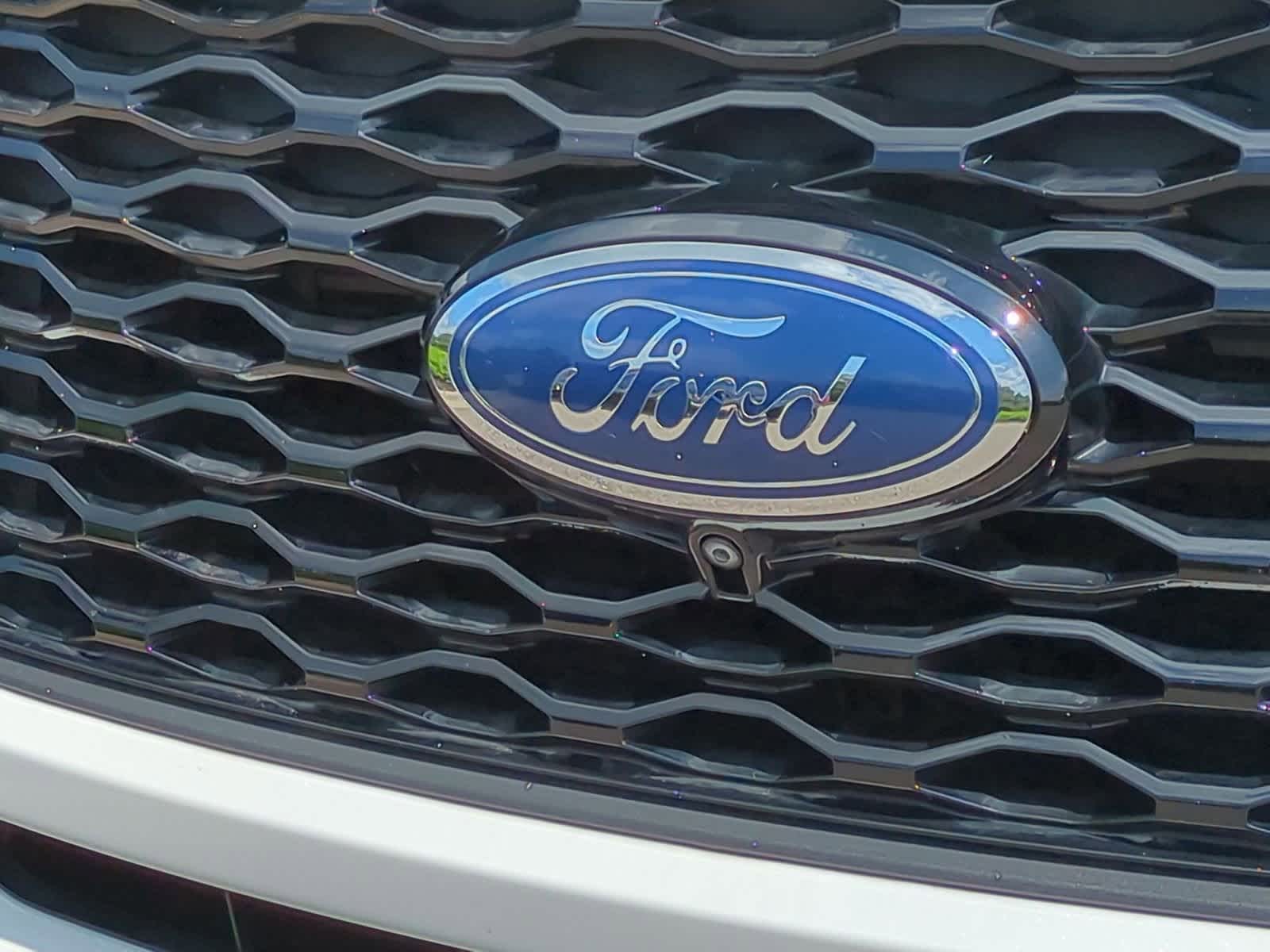 Thumbnail: 2021 Ford Explorer - 12