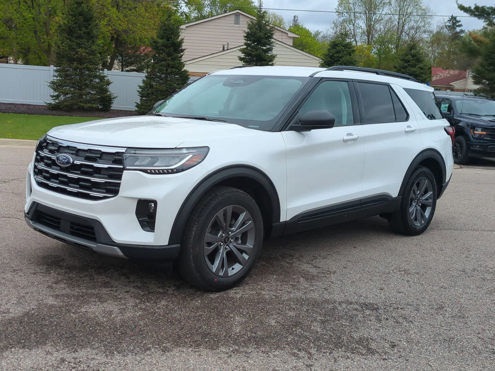 Thumbnail: 2026 Ford Explorer - 4
