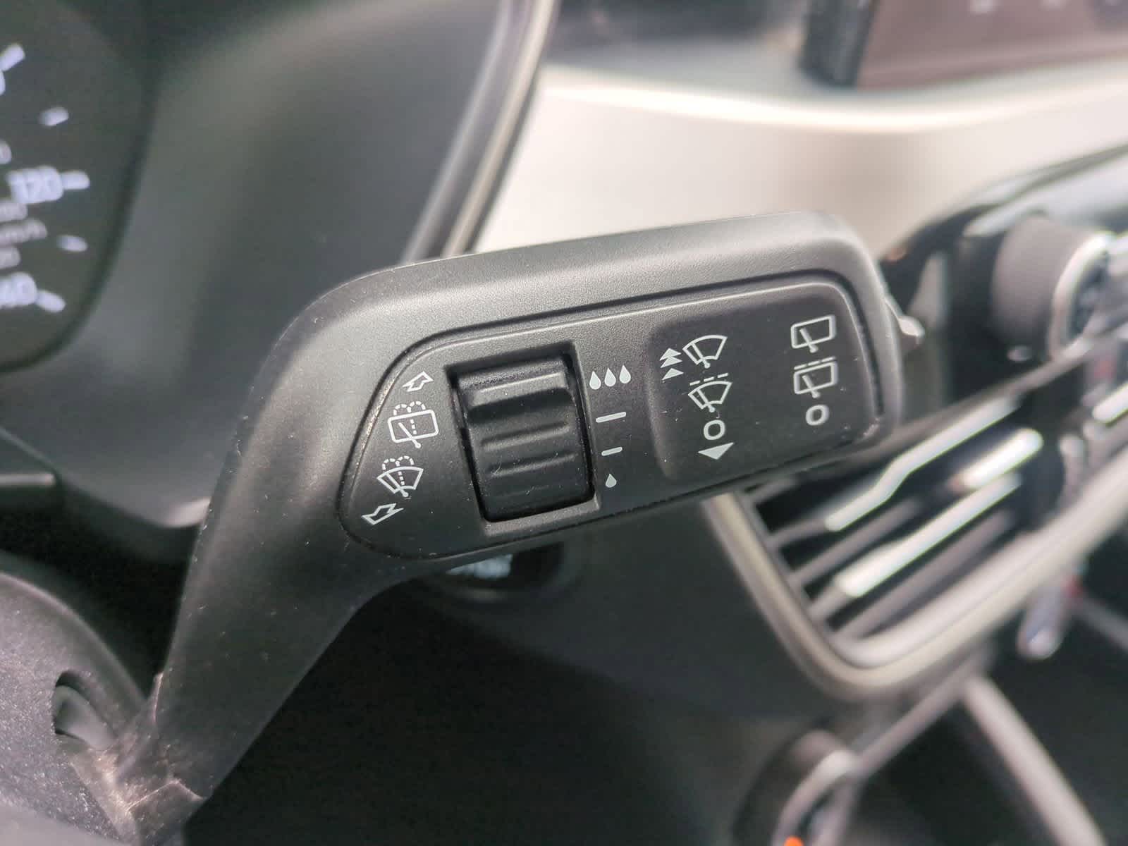 Thumbnail: 2022 Ford Escape - 25