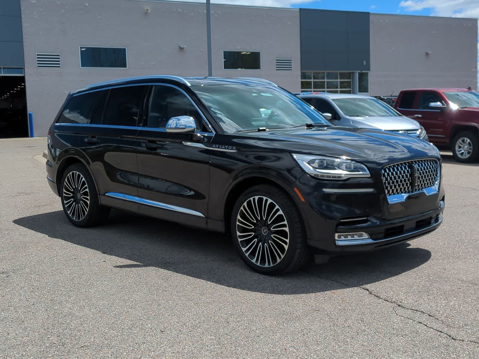 Thumbnail: 2021 Lincoln Aviator - 2