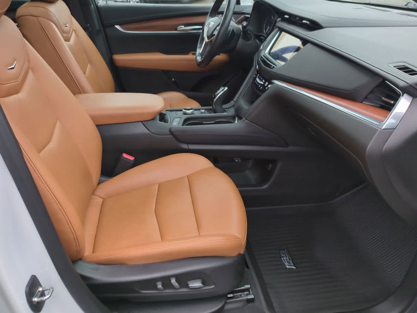 Thumbnail: 2023 Cadillac XT5 - 23