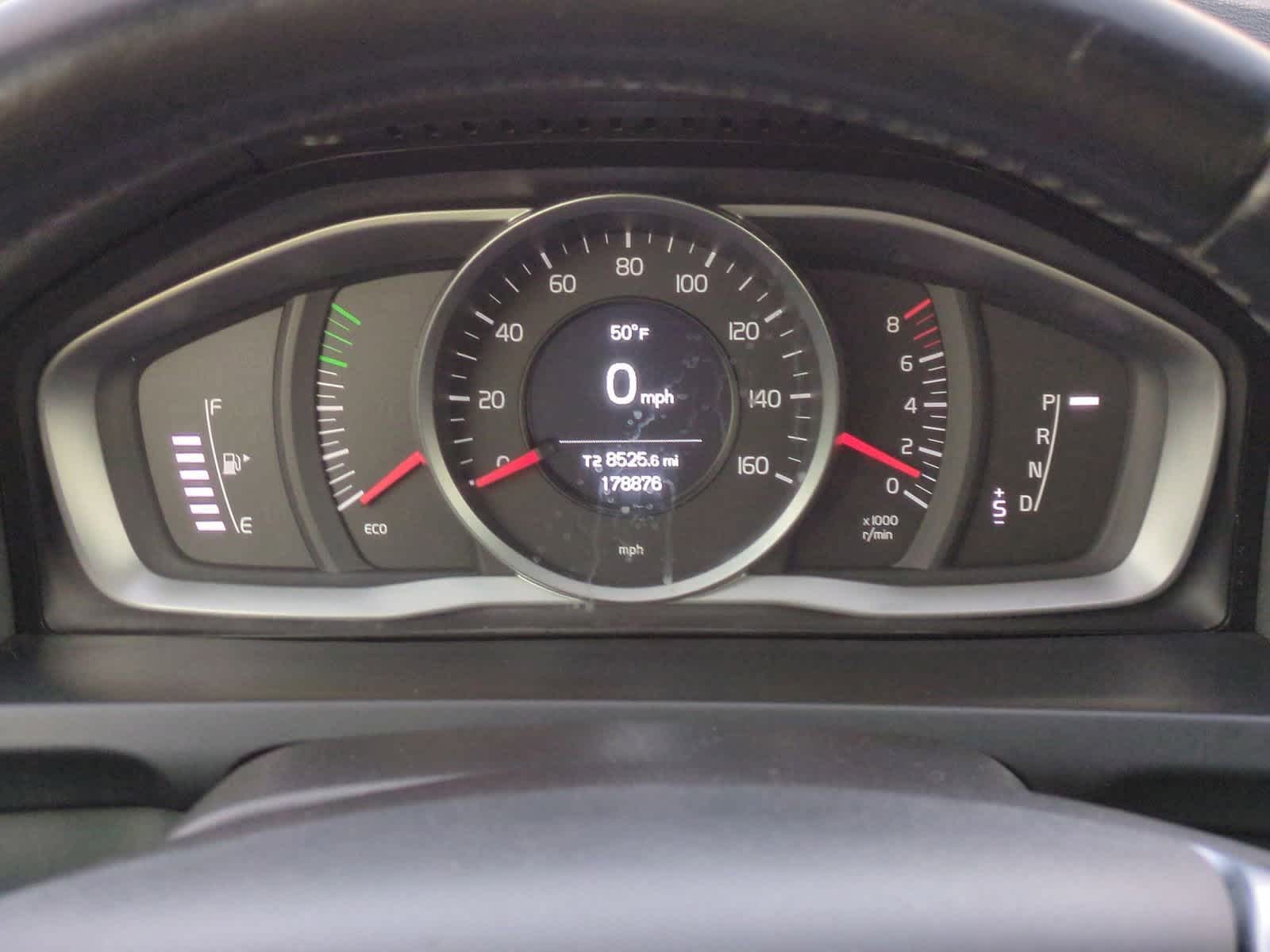 Thumbnail: 2017 Volvo S60 - 34