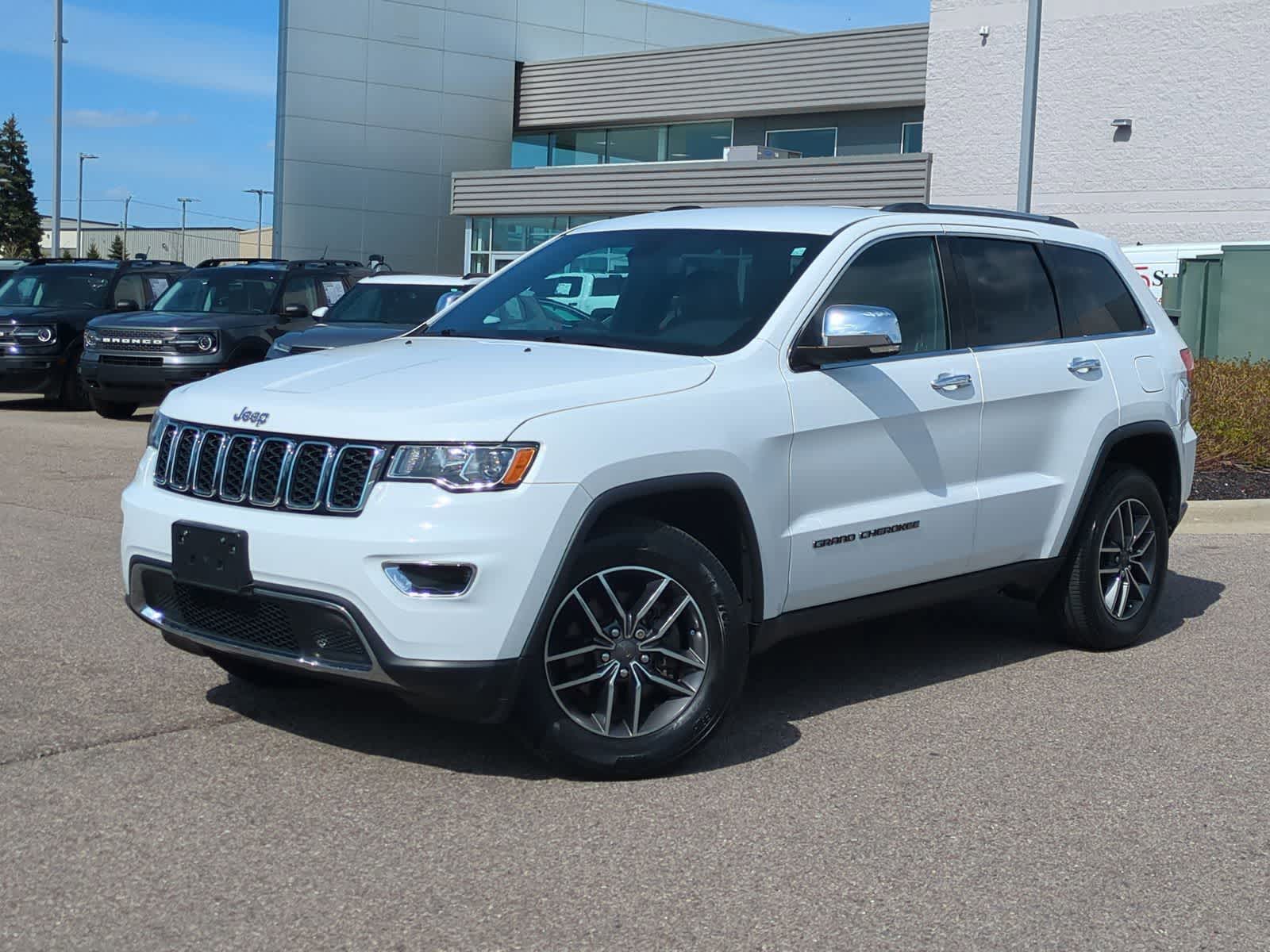 Thumbnail: 2019 Jeep Grand Cherokee - 1
