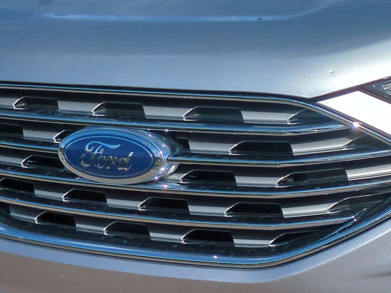 Thumbnail: 2022 Ford Edge - 12
