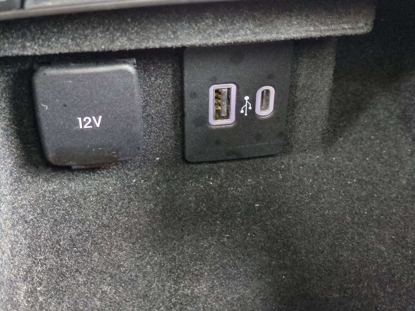 Thumbnail: 2022 Lincoln Corsair - 33