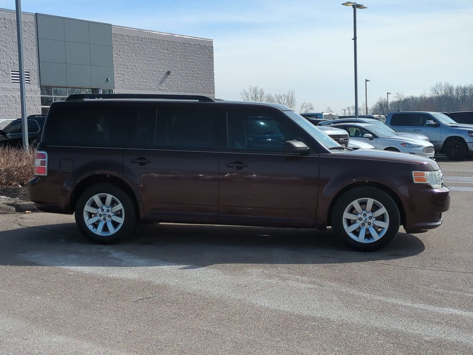 Thumbnail: 2009 Ford Flex - 9