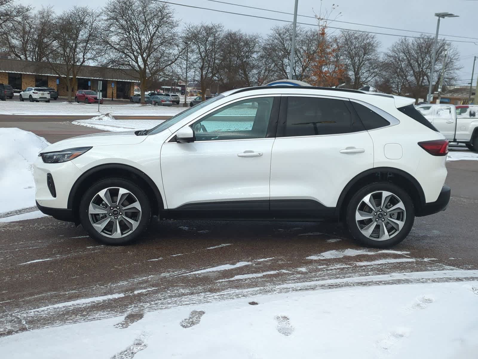 Thumbnail: 2024 Ford Escape - 5