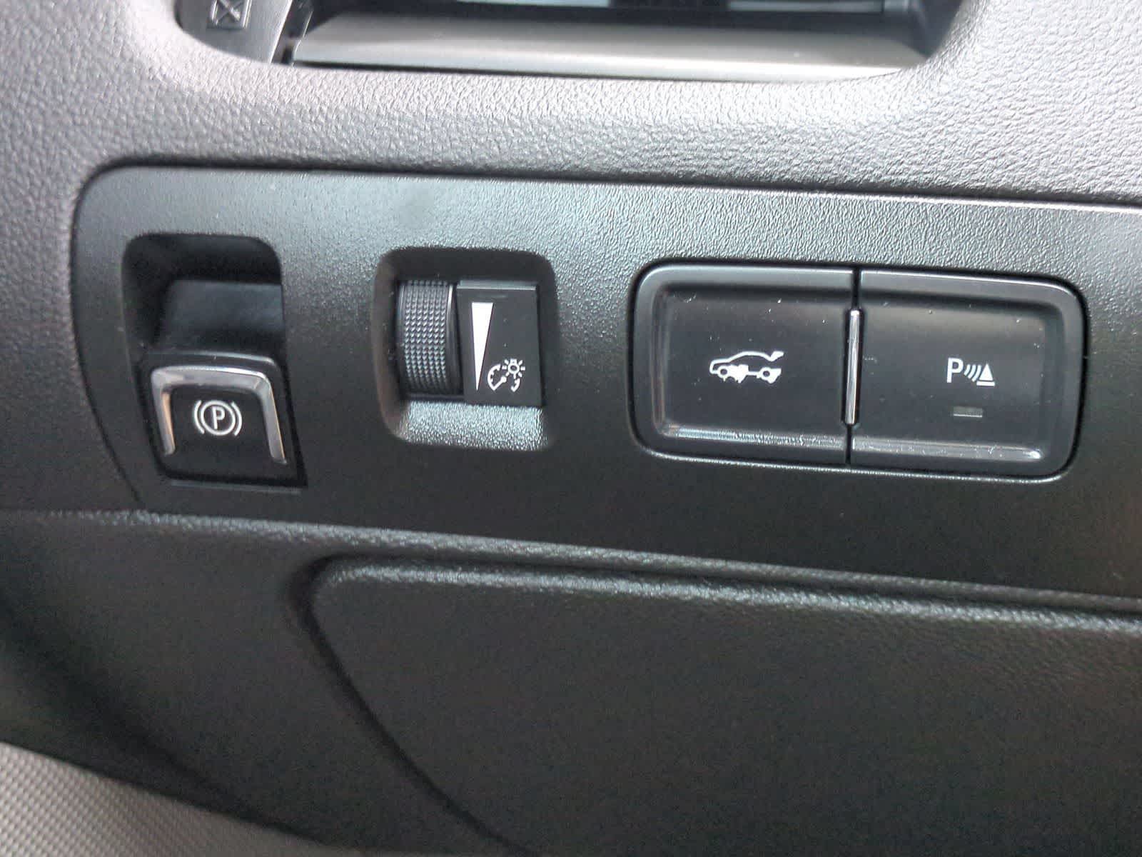 Thumbnail: 2014 Chevrolet Impala - 27