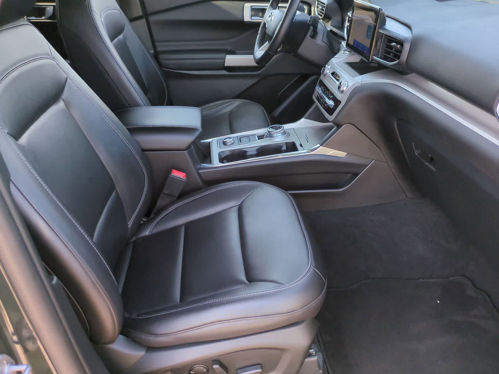 Thumbnail: 2023 Ford Explorer - 21