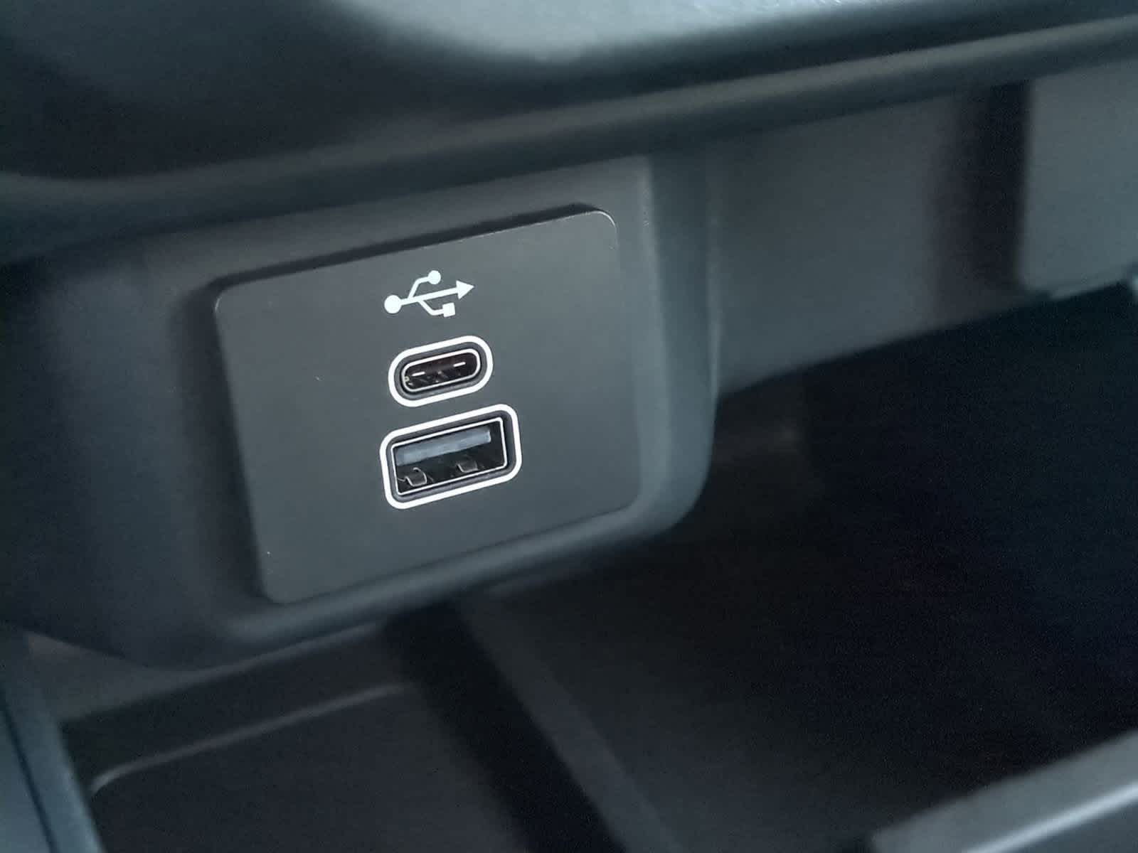 Thumbnail: 2026 Ford Maverick - 29