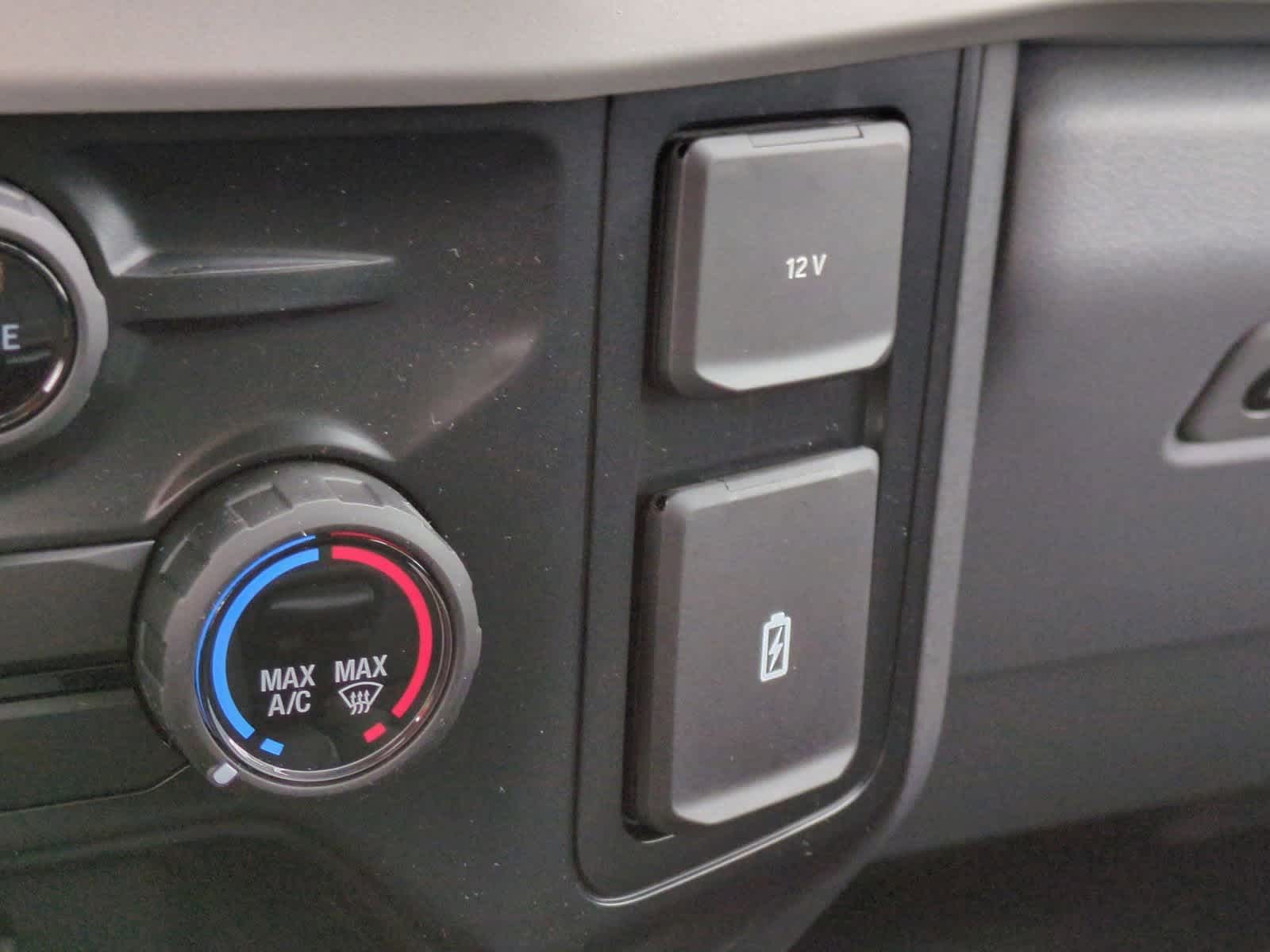 Thumbnail: 2026 Ford Econoline - 28