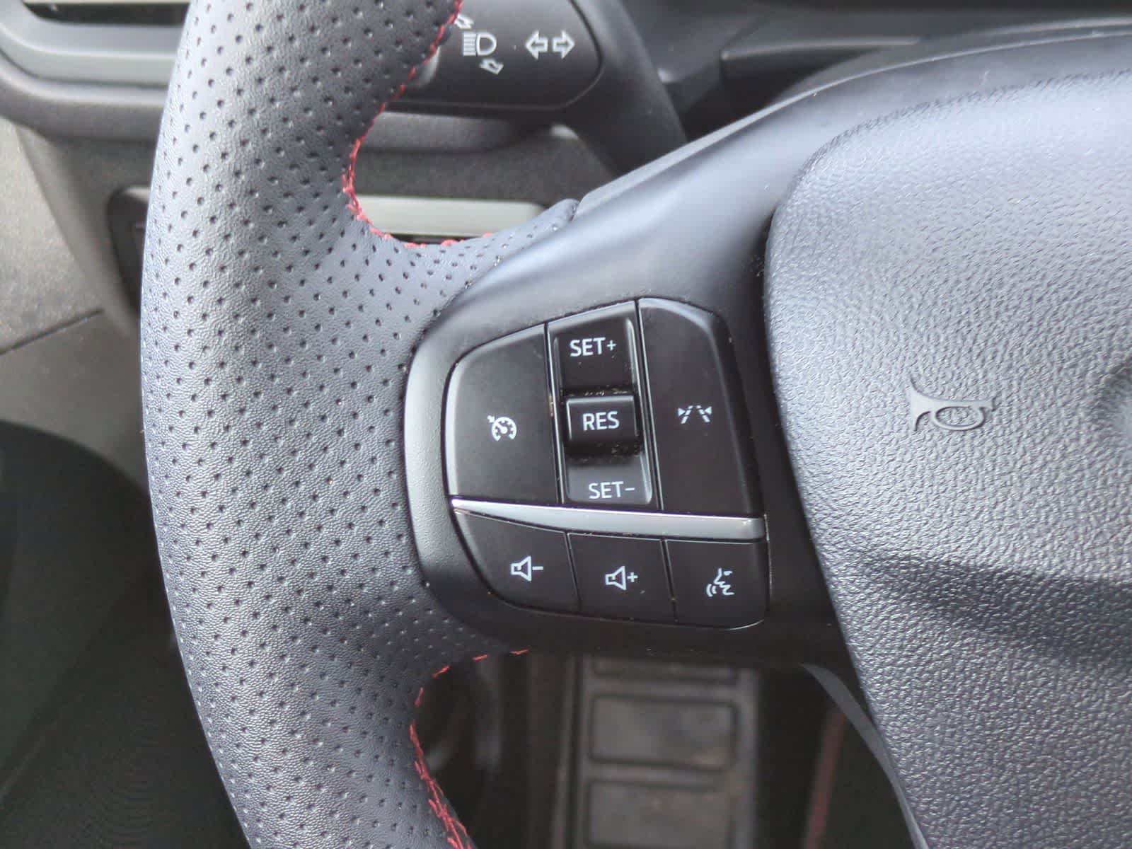 Thumbnail: 2023 Ford Escape - 23