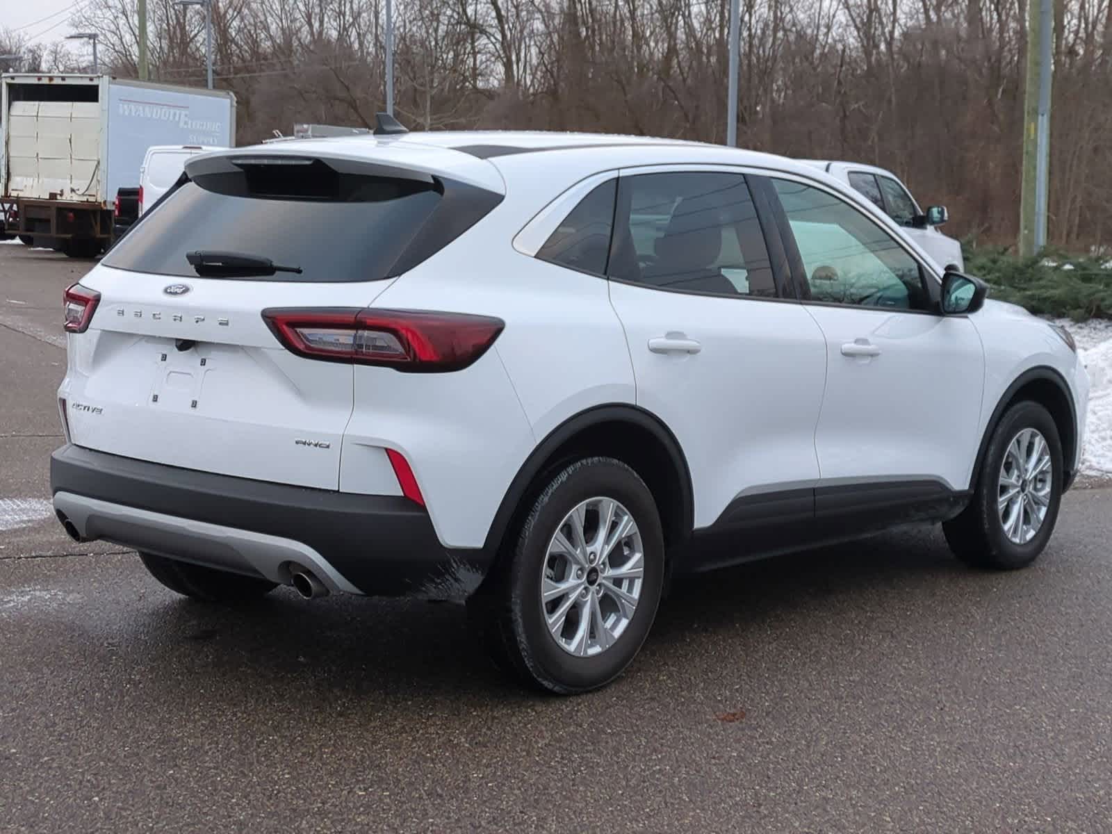 Thumbnail: 2023 Ford Escape - 8