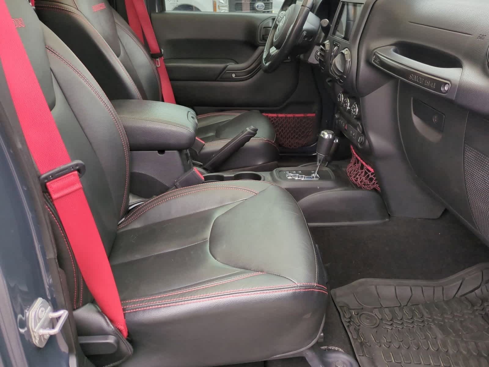 Thumbnail: 2018 Jeep Wrangler - 21