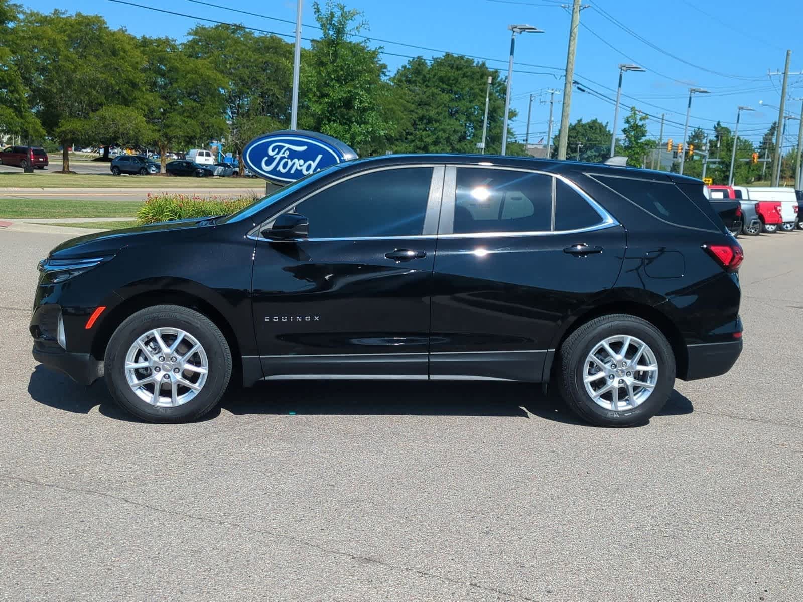Thumbnail: 2024 Chevrolet Equinox - 5