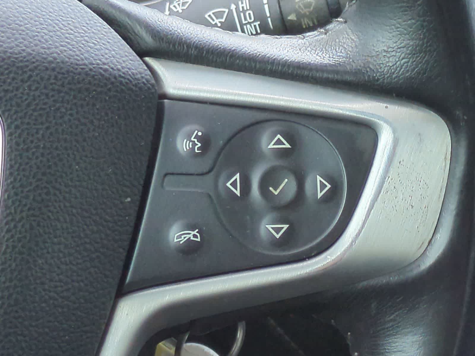 Thumbnail: 2015 GMC Canyon - 25