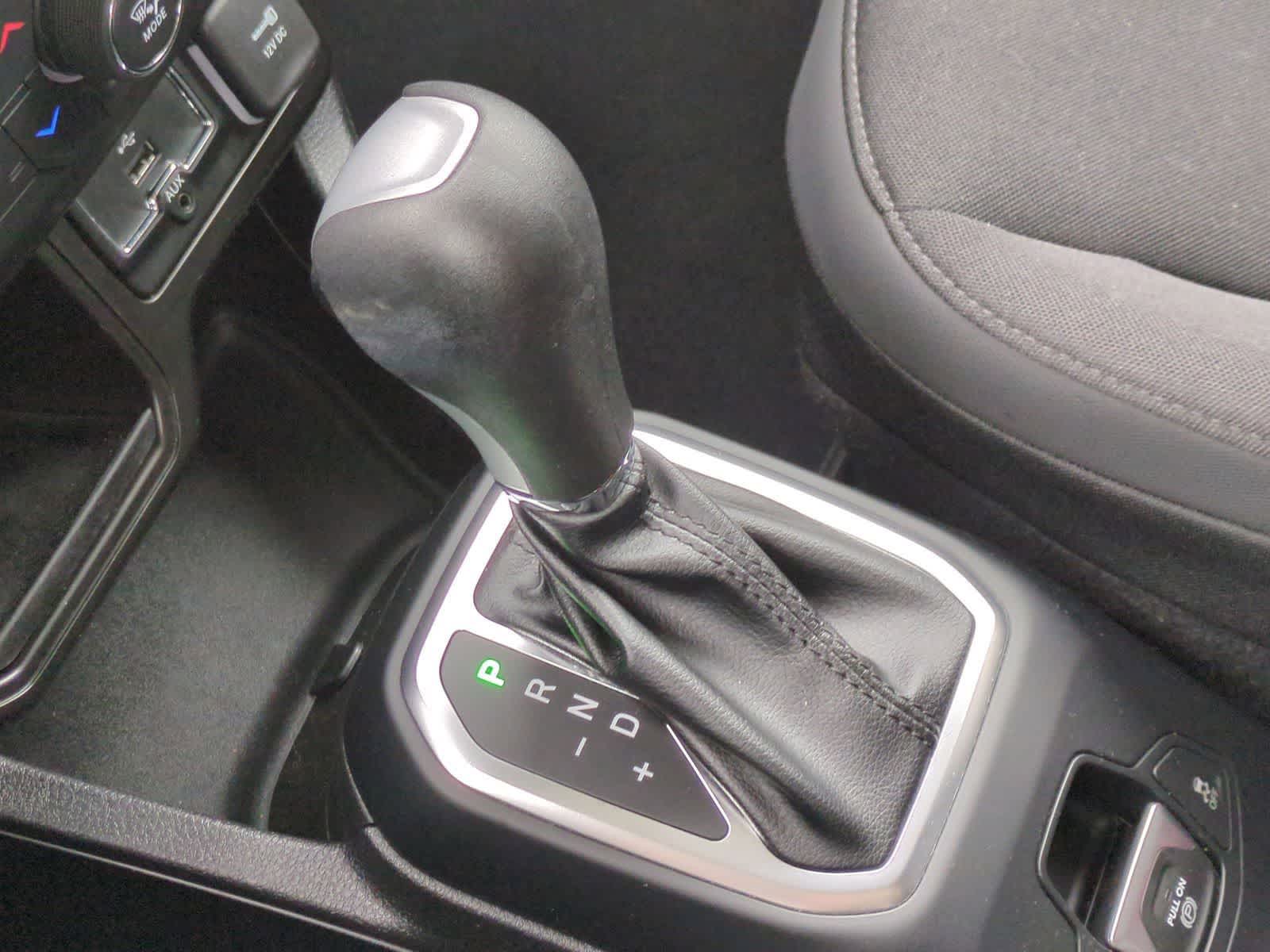 Thumbnail: 2020 Jeep Renegade - 33