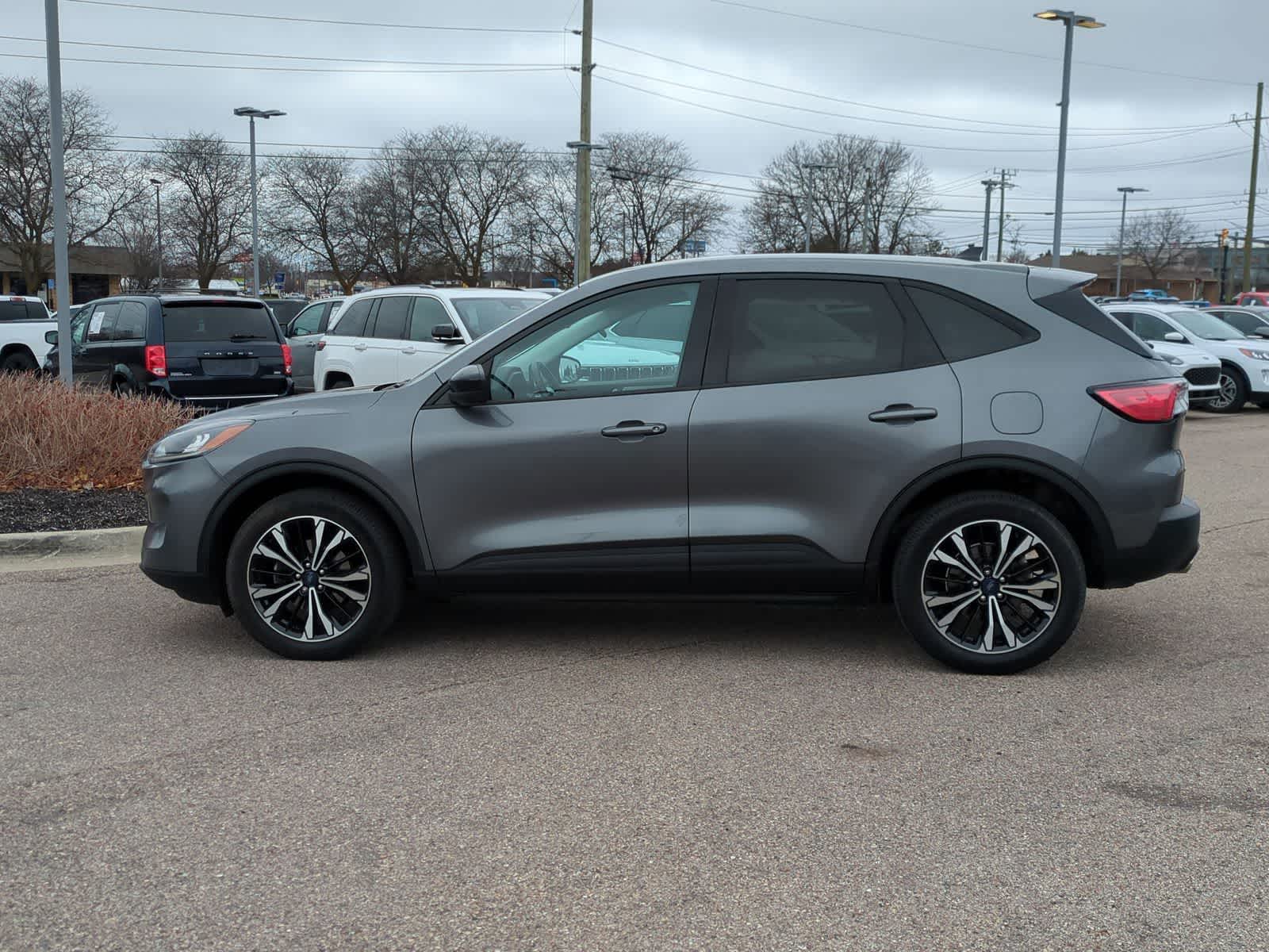 Thumbnail: 2021 Ford Escape - 5