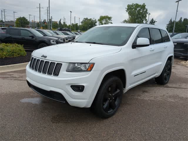 2015 Jeep Grand Cherokee Altitude 9