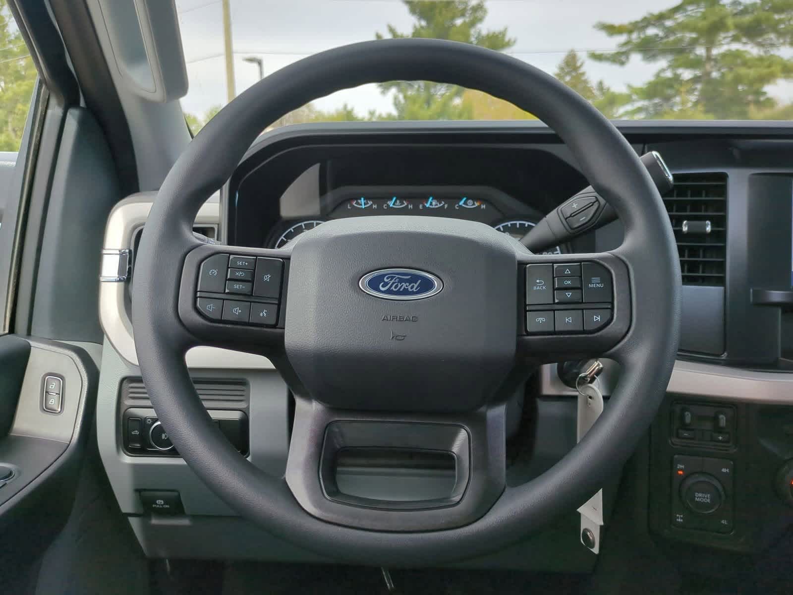 Thumbnail: 2025 Ford Econoline - 19