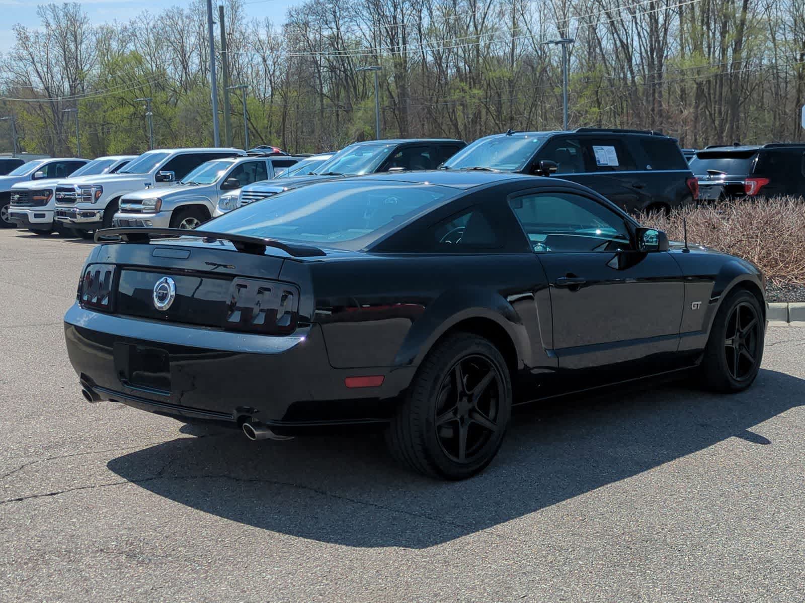 Thumbnail: 2008 Ford Mustang - 8