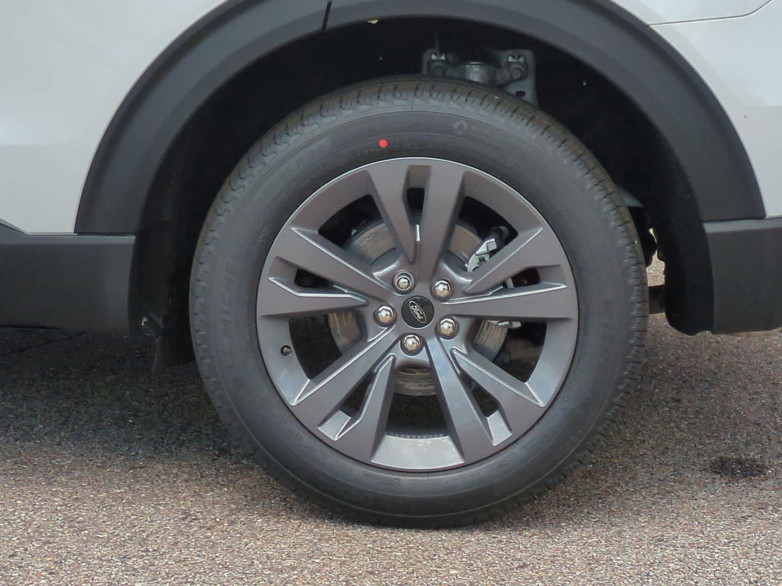 Thumbnail: 2026 Ford Explorer - 14