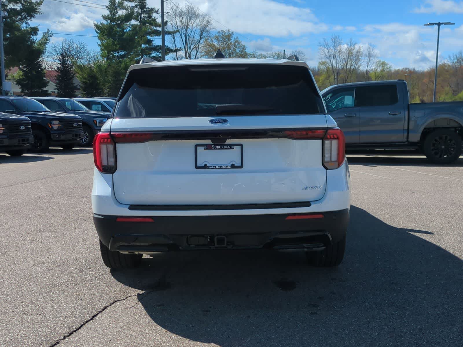 Thumbnail: 2026 Ford Explorer - 7