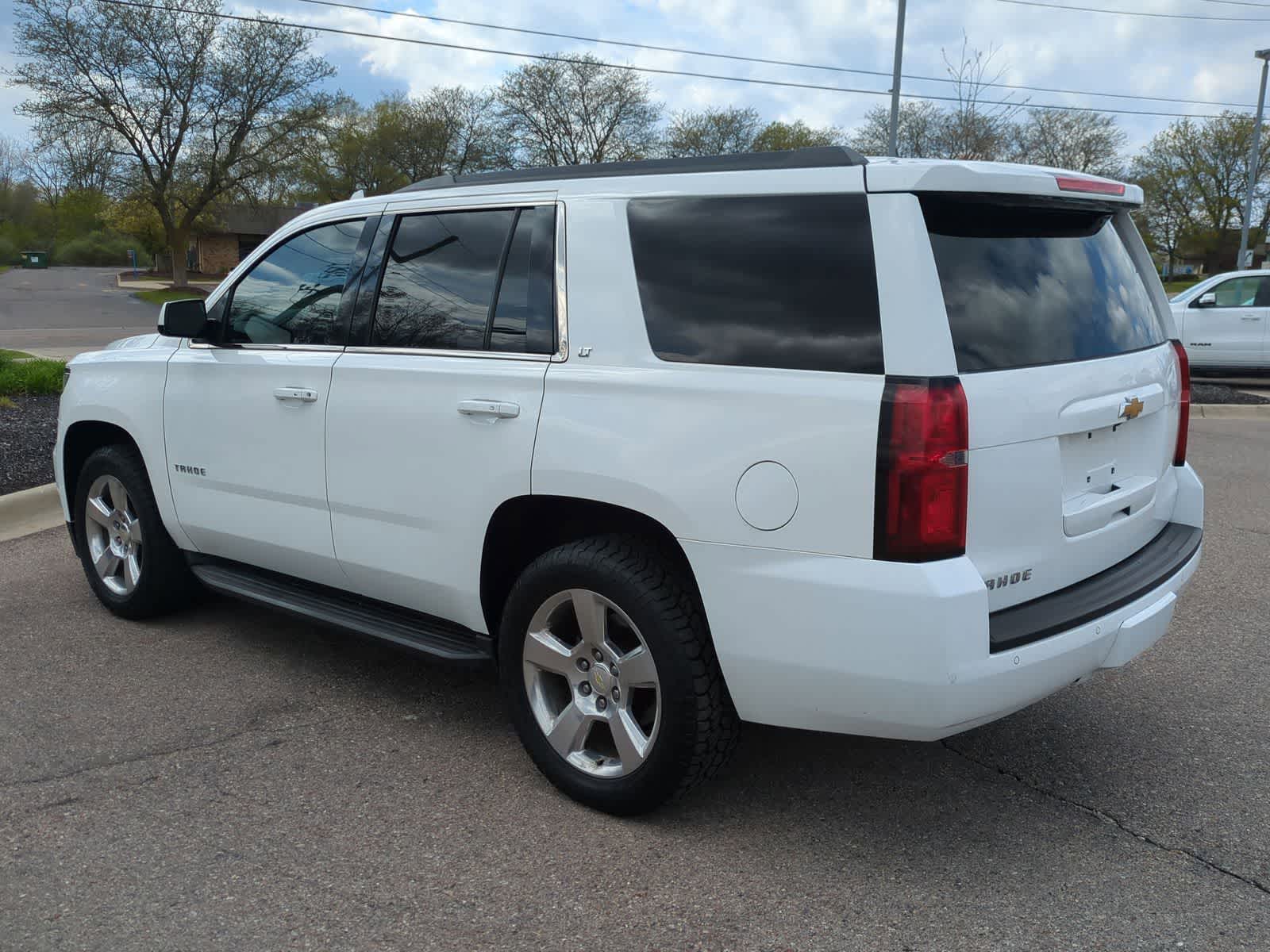 Thumbnail: 2015 Chevrolet Tahoe - 6