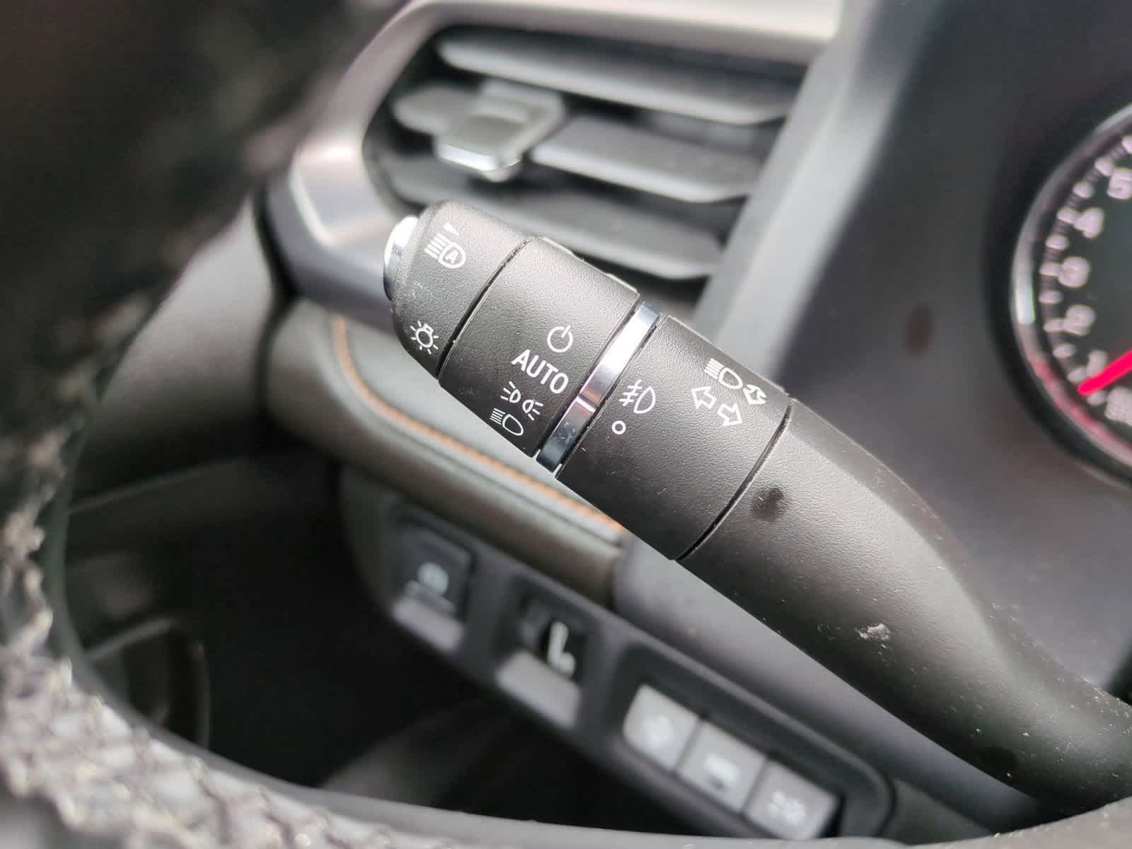 Thumbnail: 2023 GMC Acadia - 30