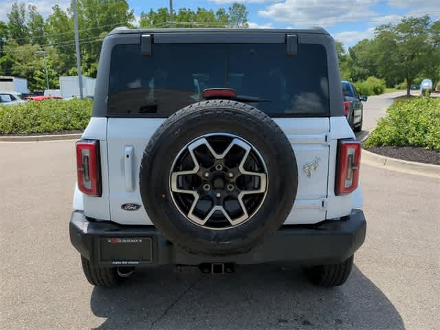2023 Ford Bronco Outer Banks 4