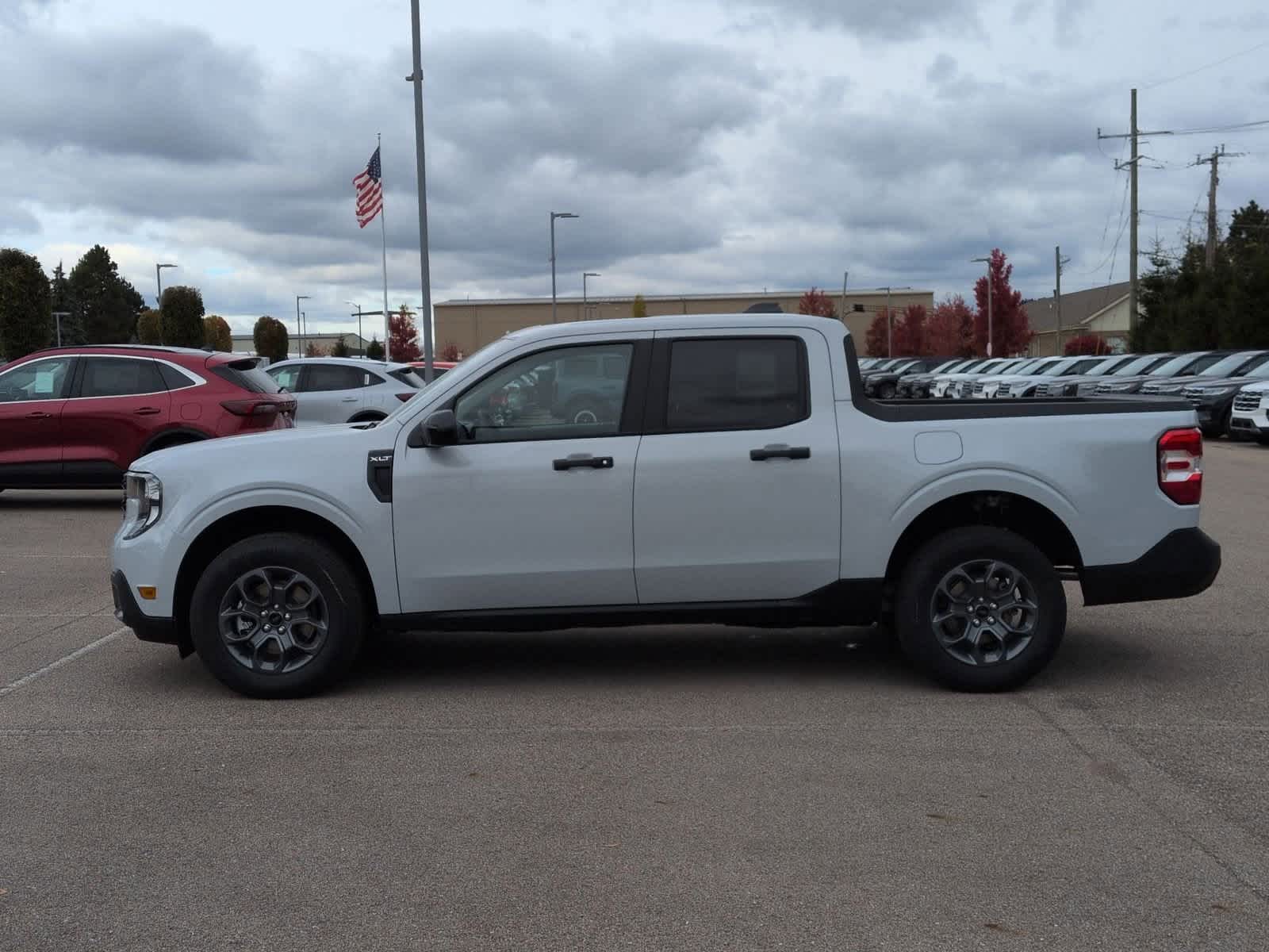 Thumbnail: 2025 Ford Maverick - 5