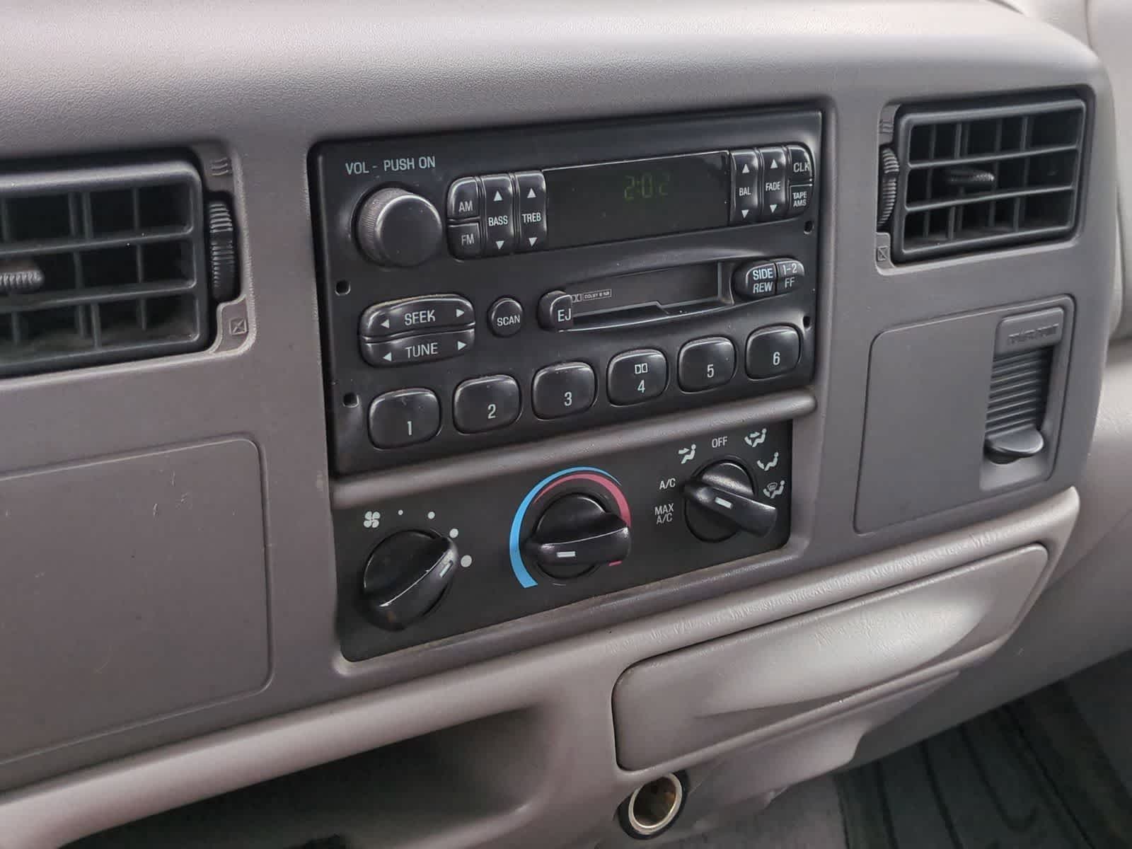 Thumbnail: 2000 Ford Econoline - 26