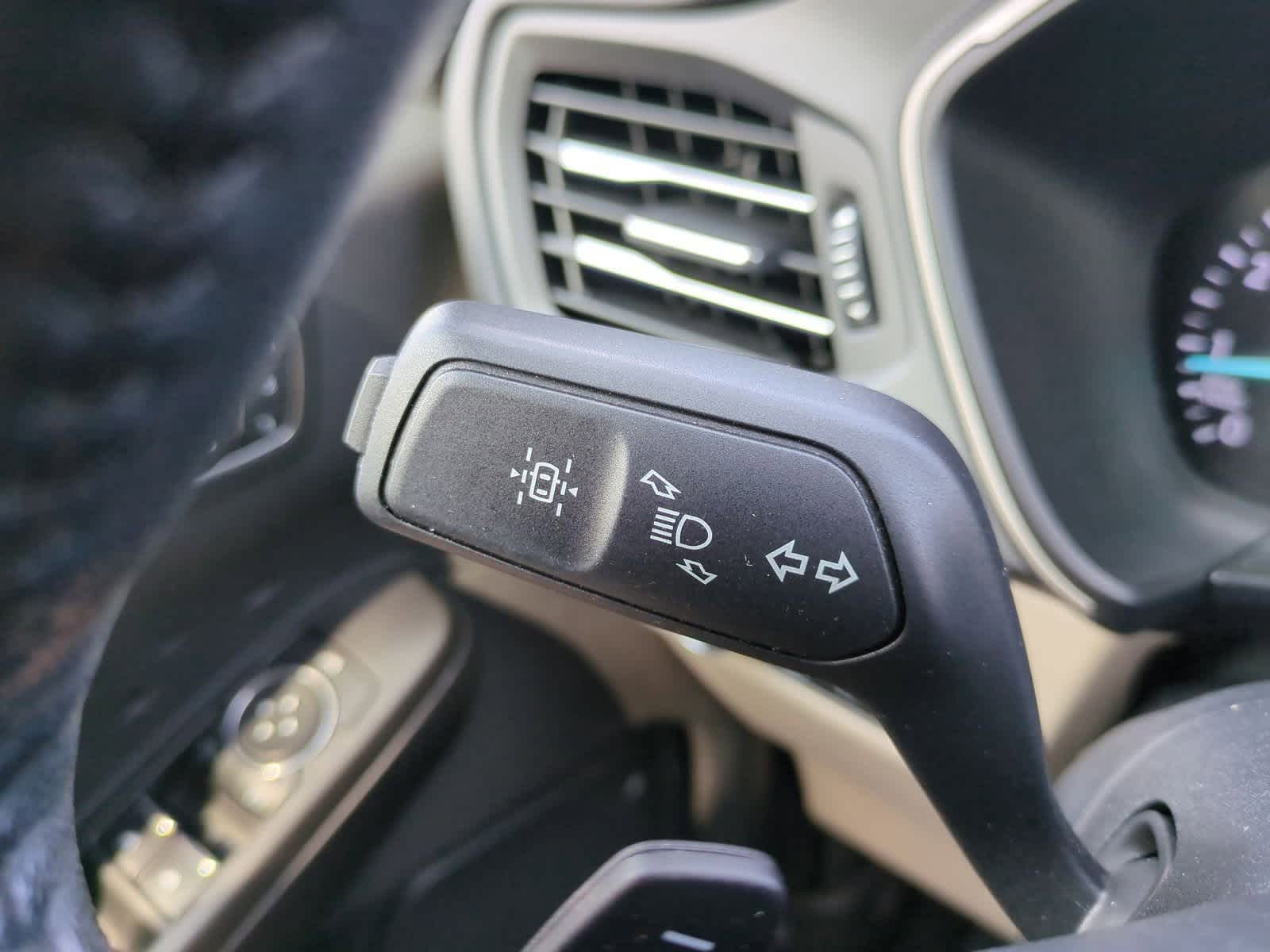 Thumbnail: 2020 Ford Escape - 26