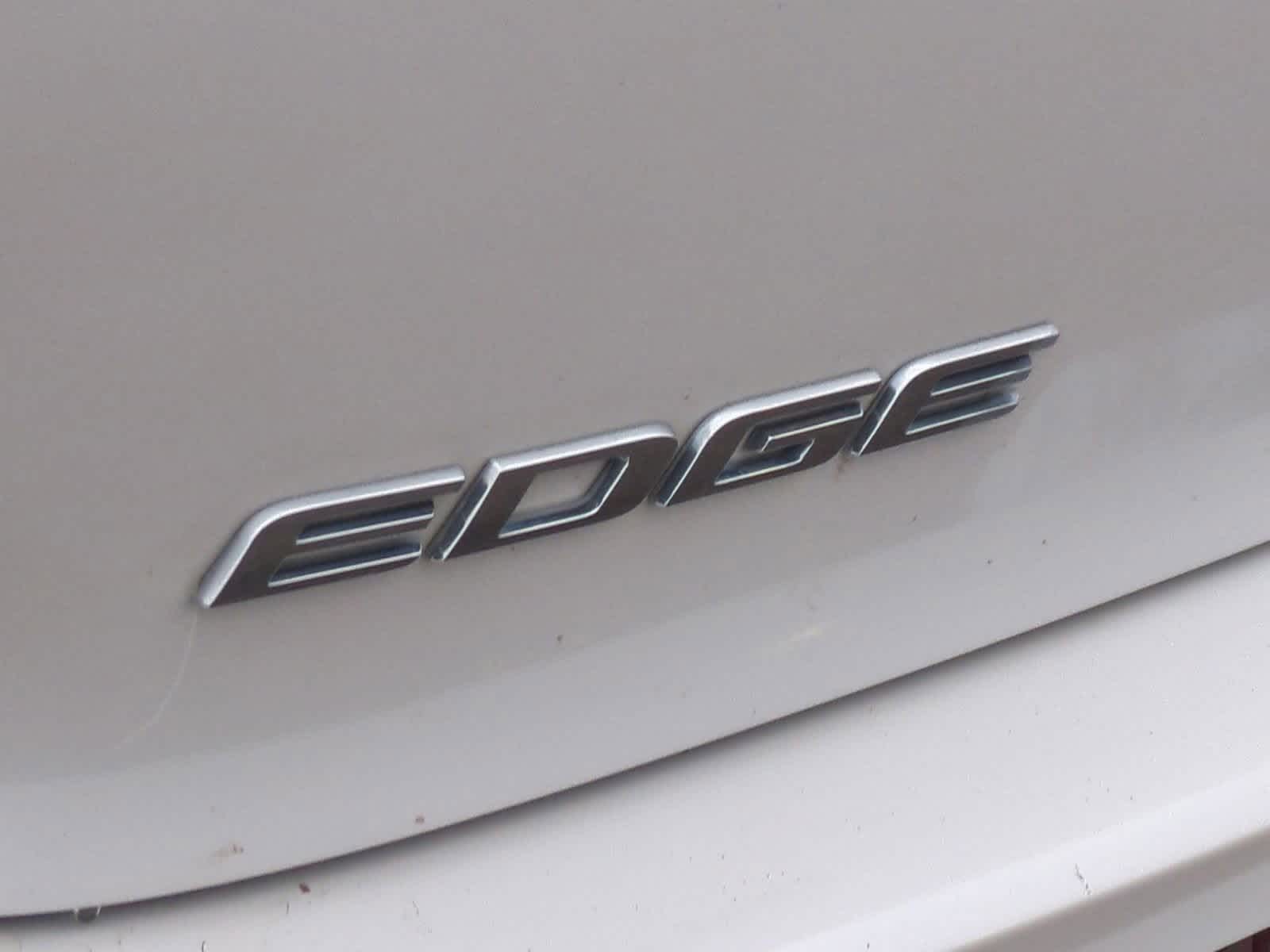 Thumbnail: 2018 Ford Edge - 13