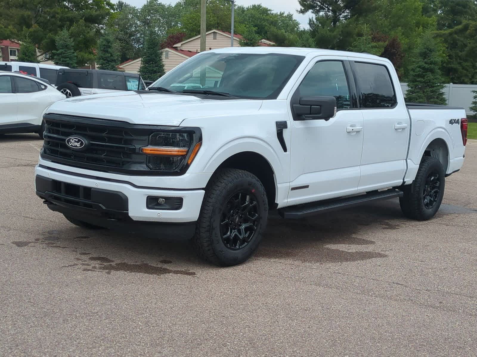 2025 Ford F-150 XLT 4