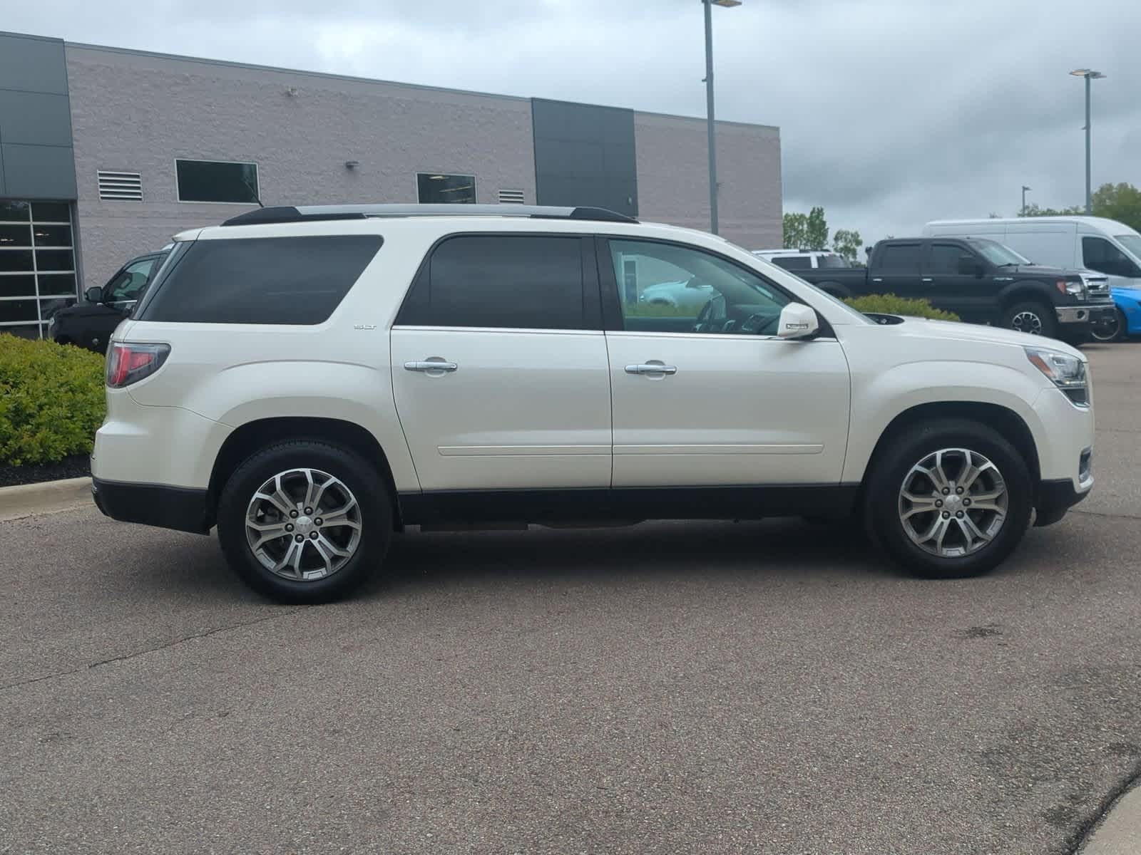 Thumbnail: 2014 GMC Acadia - 9