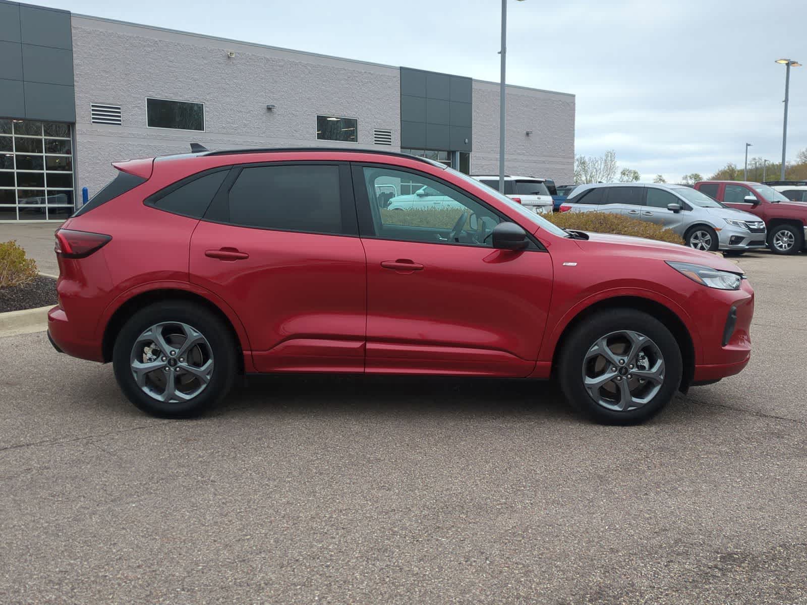 Thumbnail: 2024 Ford Escape - 9