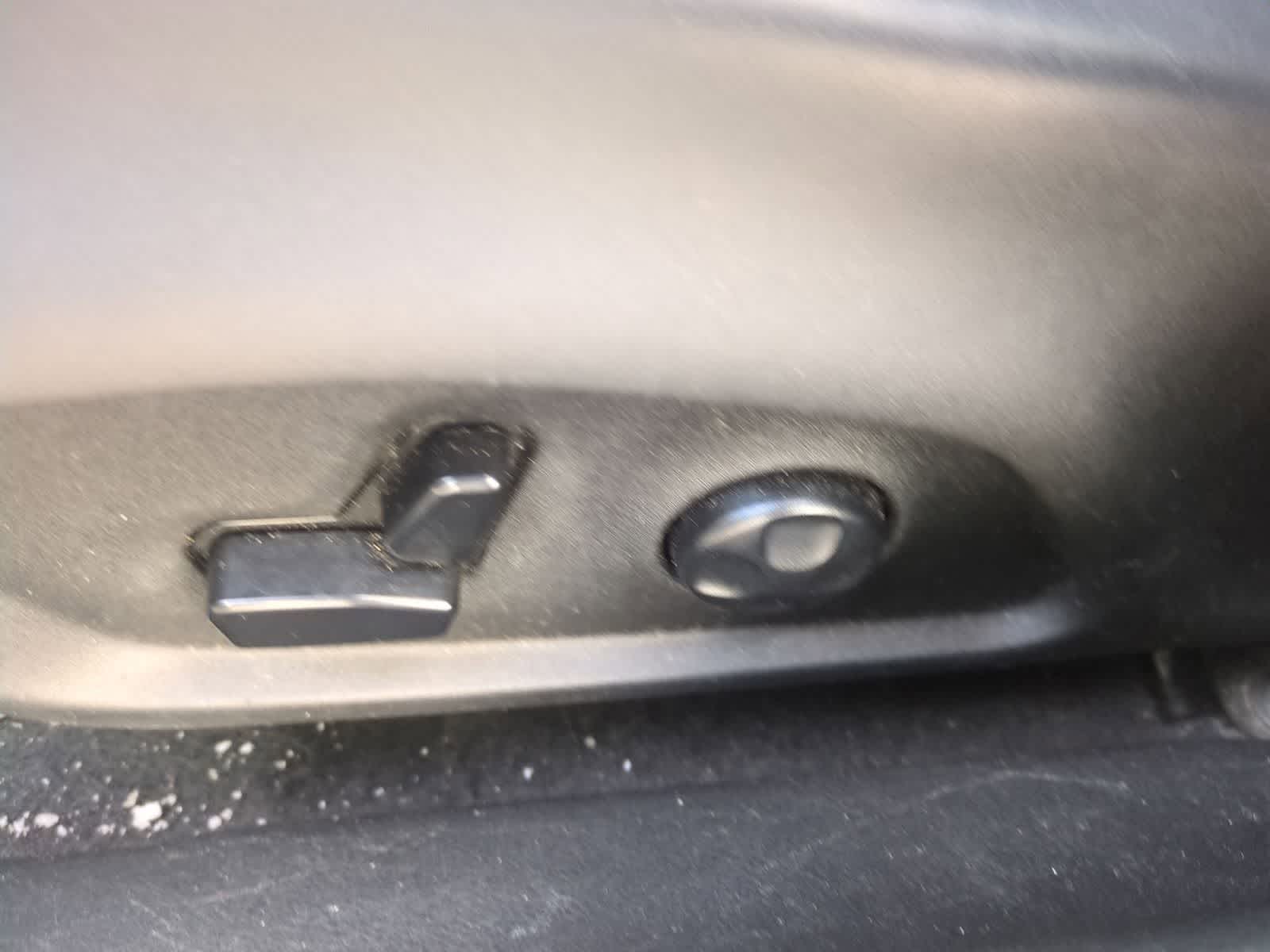 Thumbnail: 2021 Jeep Compass - 17