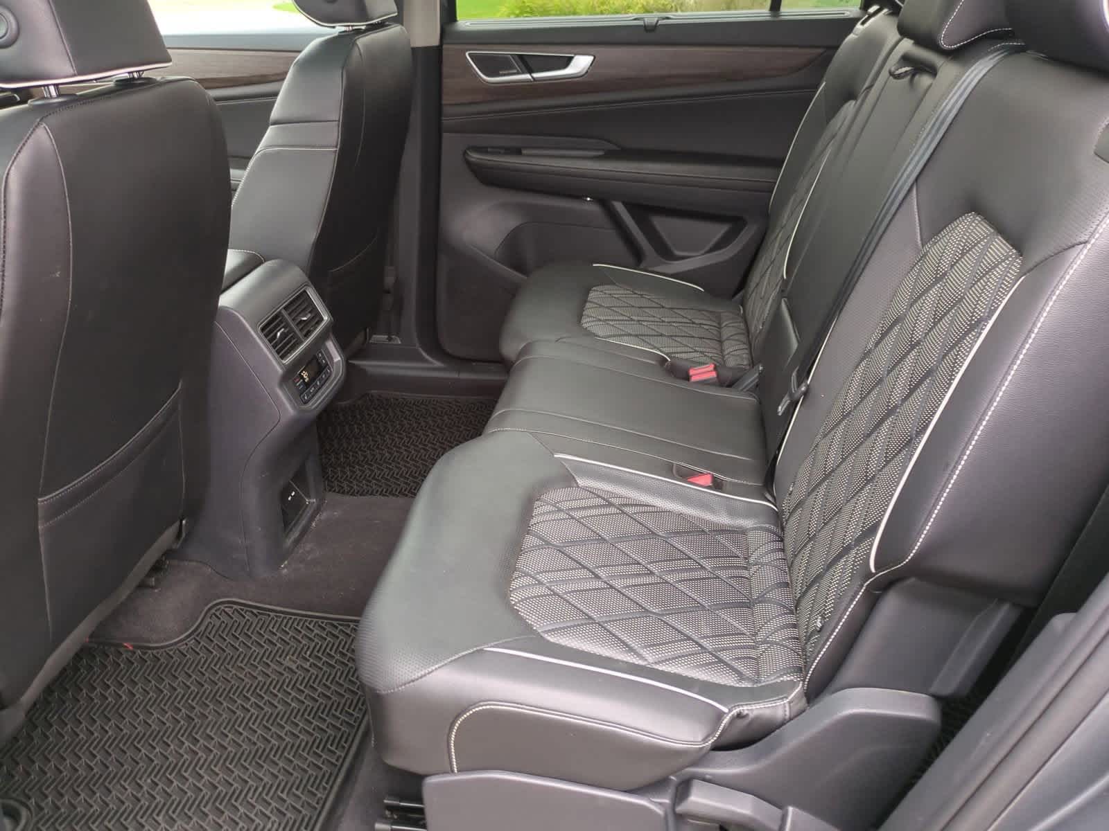 Thumbnail: 2024 Volkswagen Atlas - 20