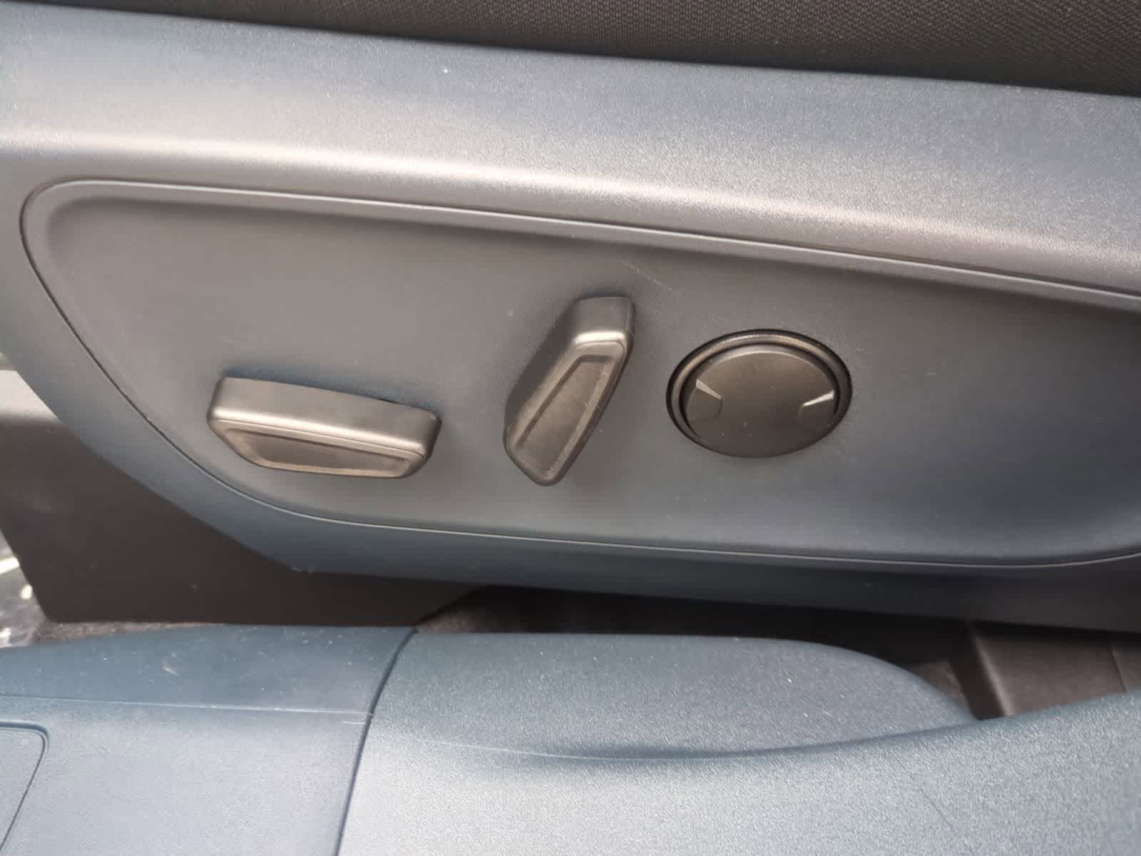 Thumbnail: 2025 Ford Maverick - 17