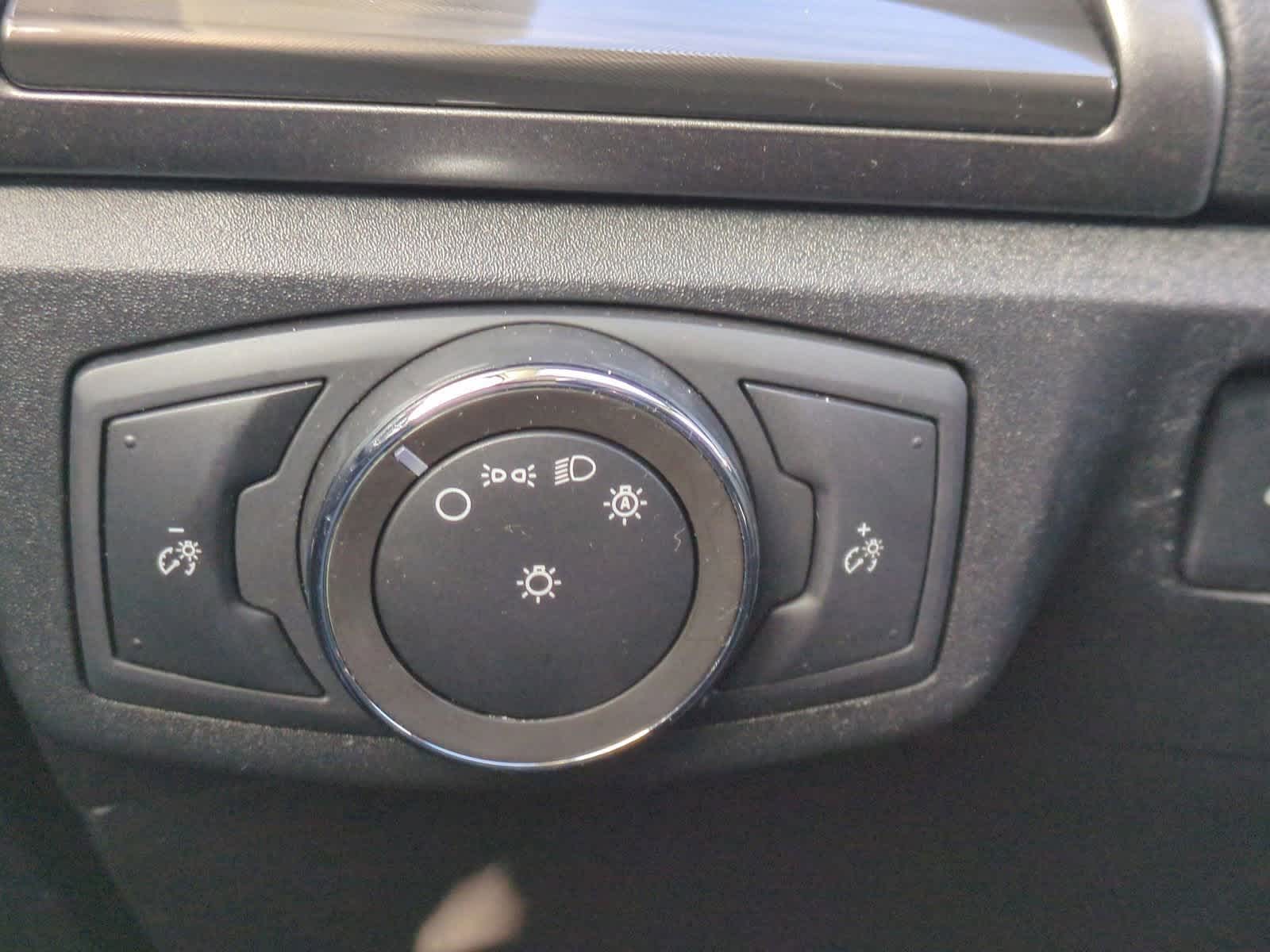 Thumbnail: 2020 Ford Fusion - 28