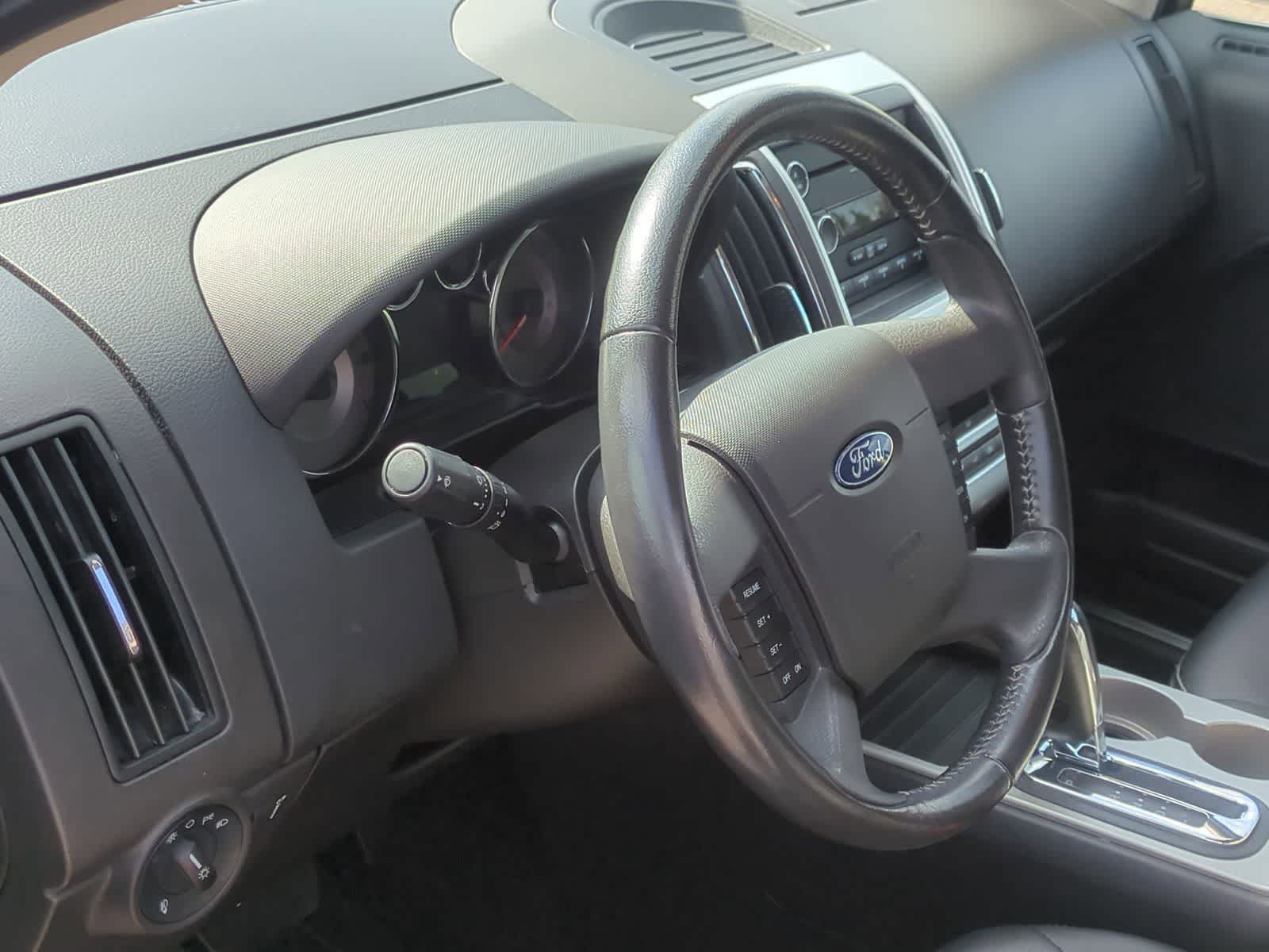 Thumbnail: 2010 Ford Edge - 10
