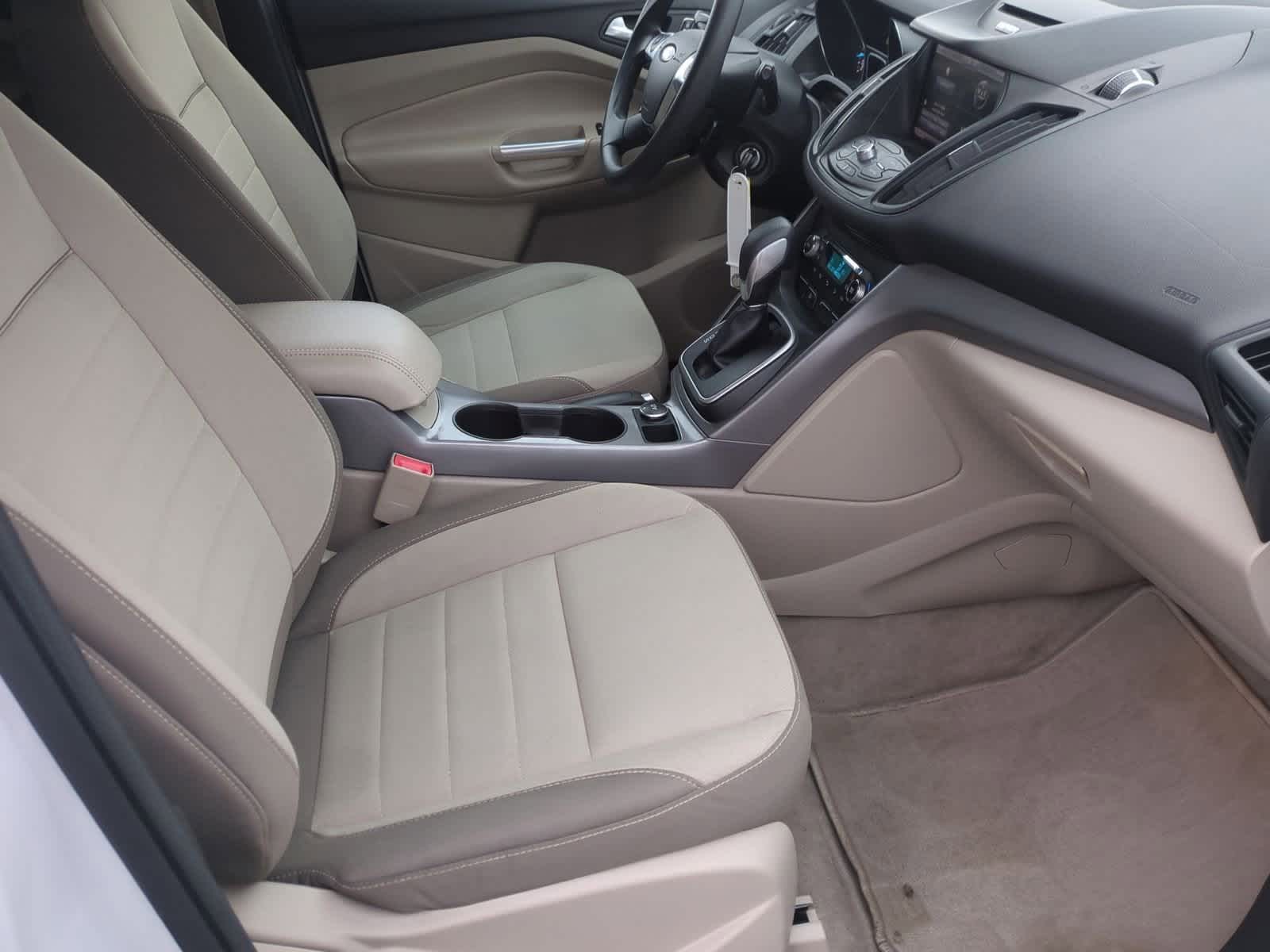 Thumbnail: 2013 Ford Escape - 21